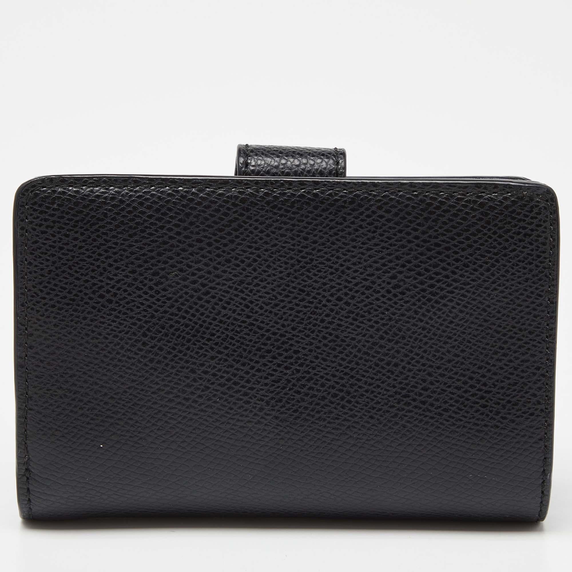 Coach Black Leather Compact Wallet 2