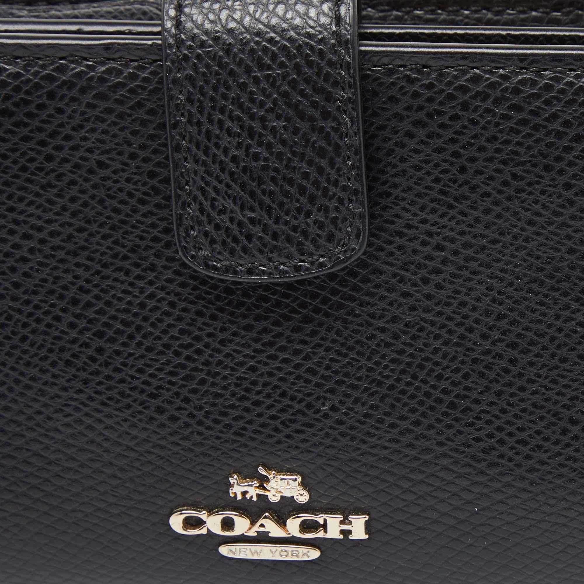 Coach Black Leather Compact Wallet 3