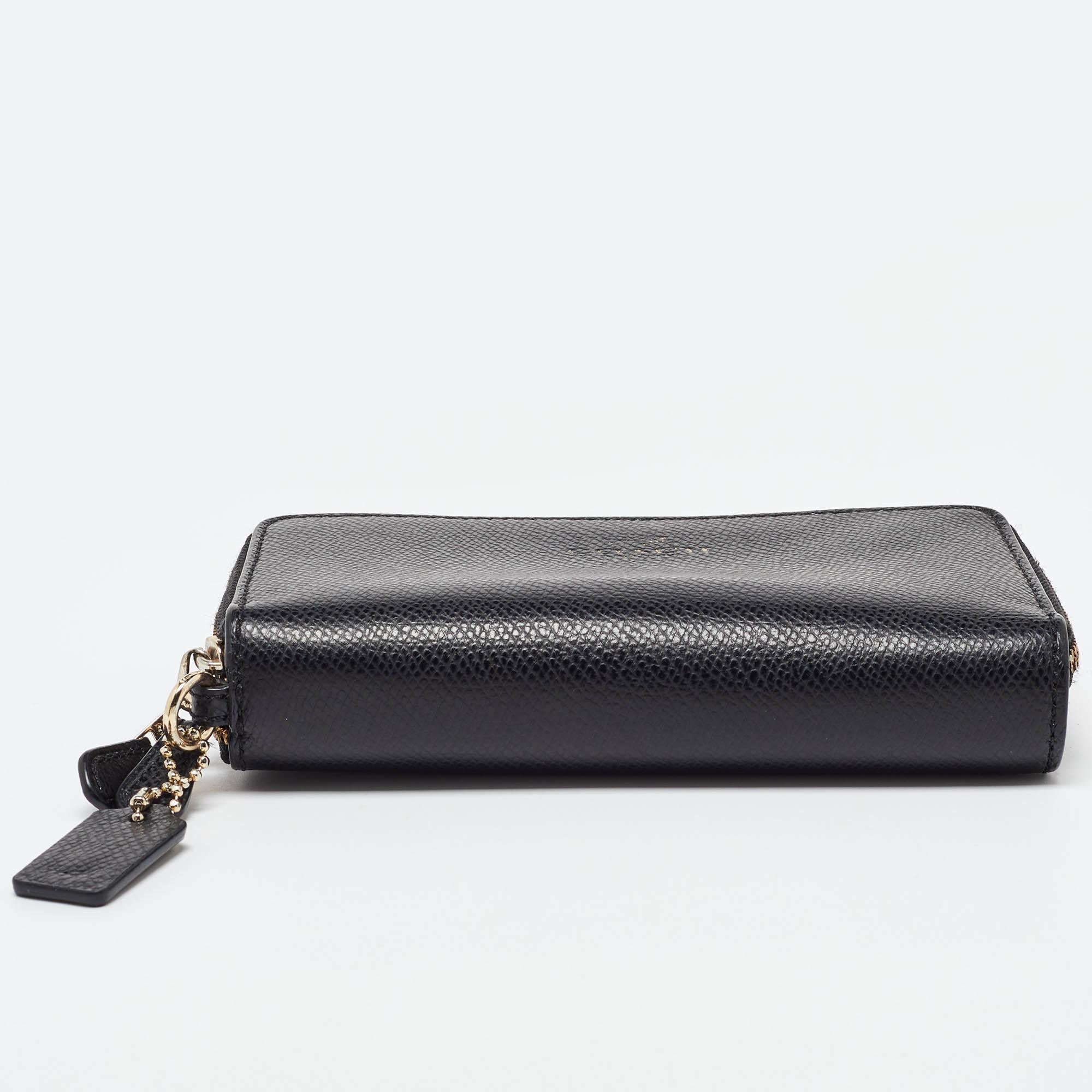 Coach Black Leather Double Zip Around Wallet For Sale 4