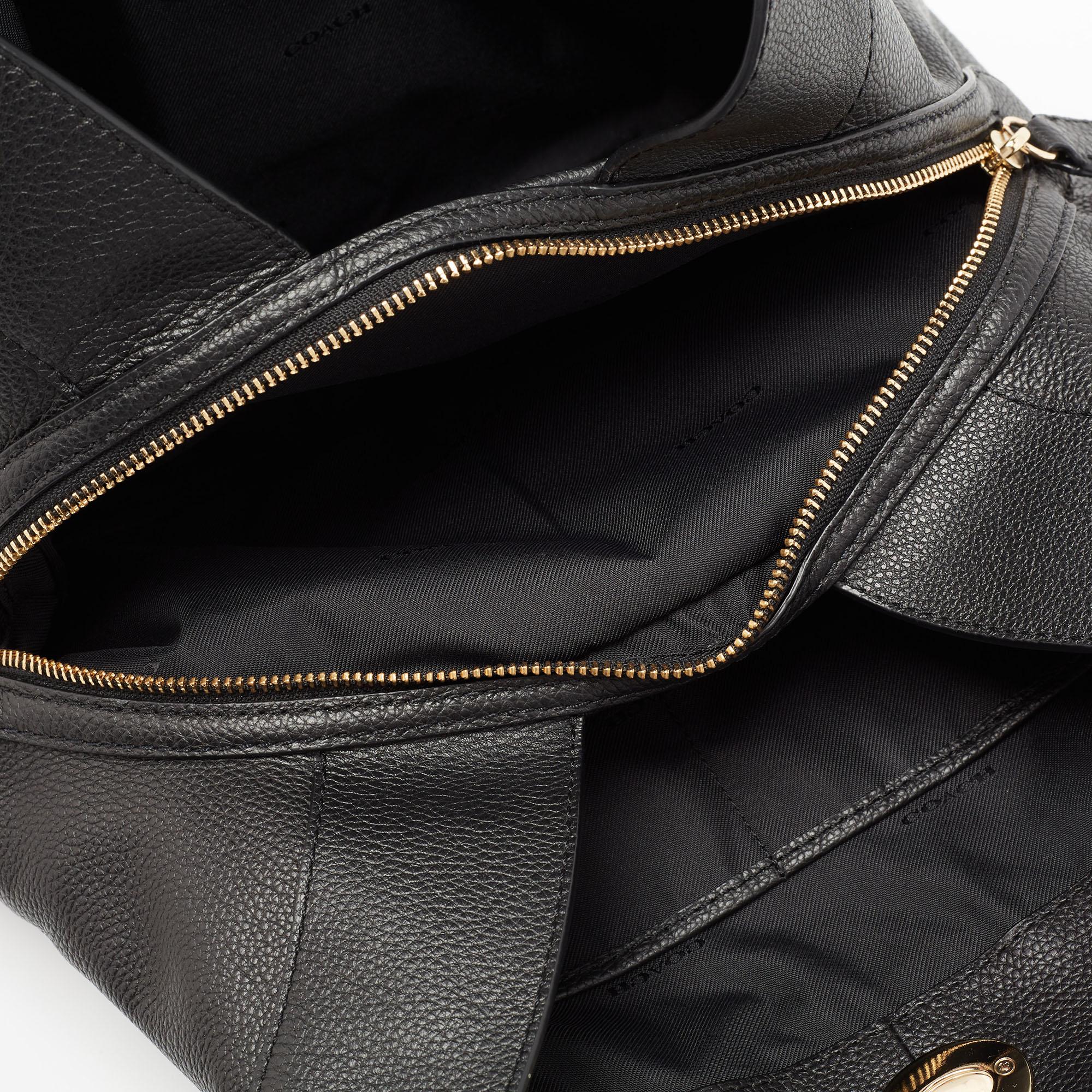 Coach Black Leather Edie Turnlock Shoulder Bag In Good Condition In Dubai, Al Qouz 2