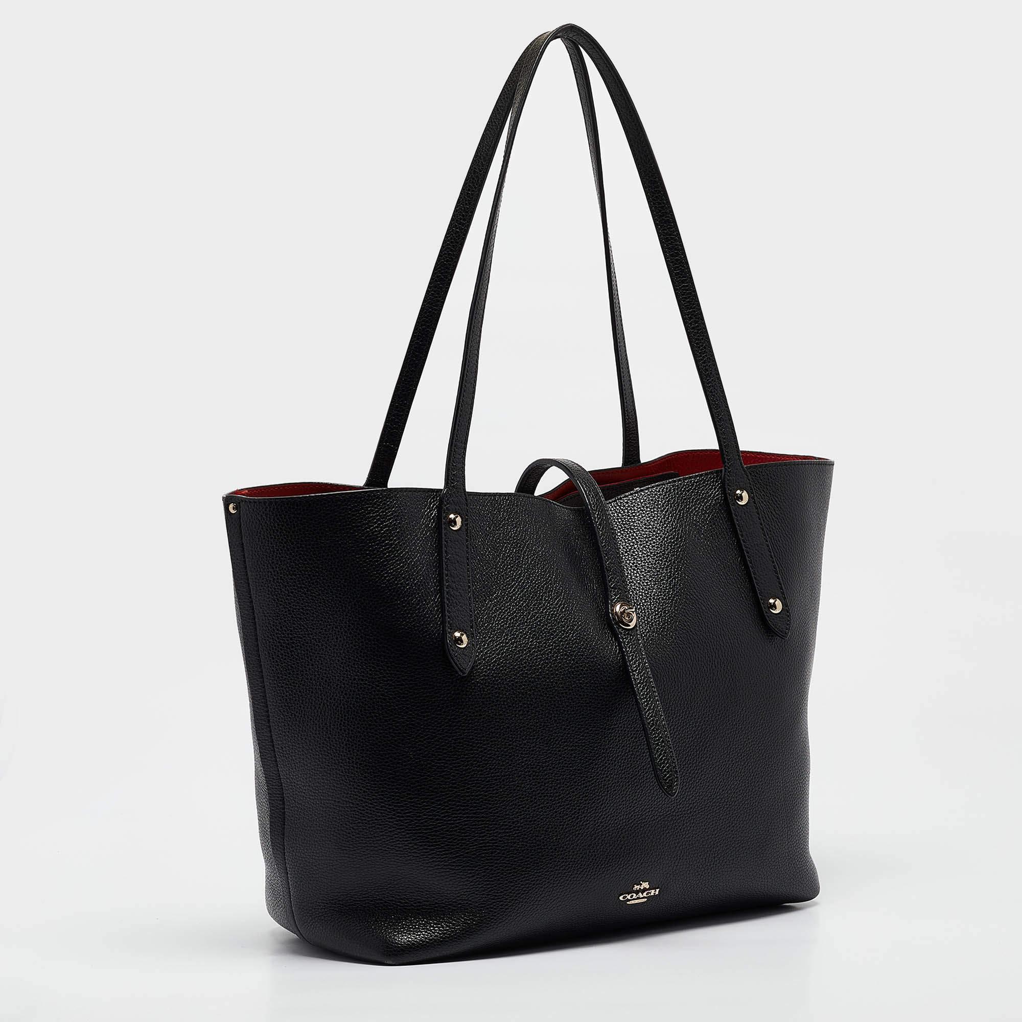 Coach Black Leather Market Tote In Fair Condition In Dubai, Al Qouz 2