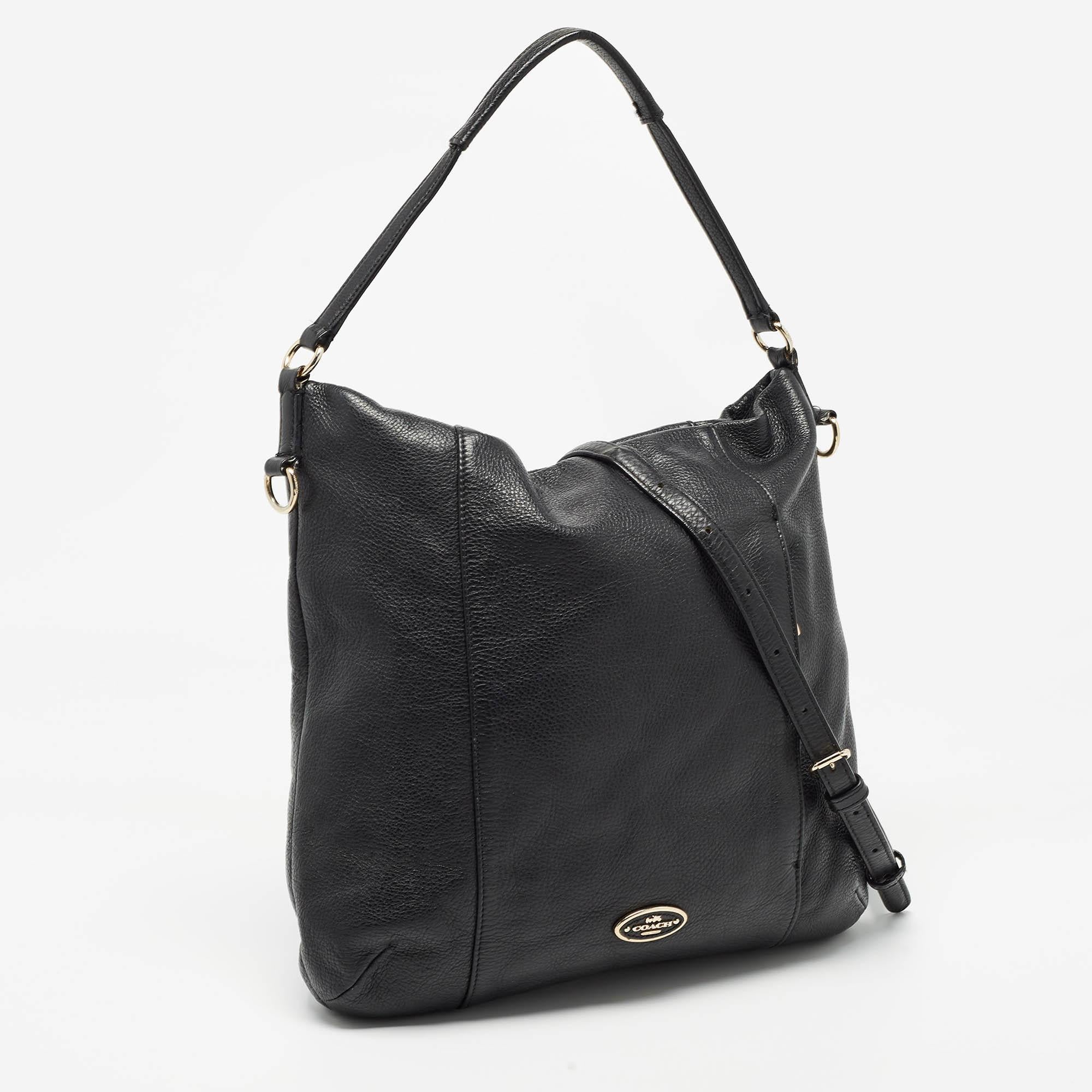 Coach Black Leather Scout Hobo In Good Condition In Dubai, Al Qouz 2