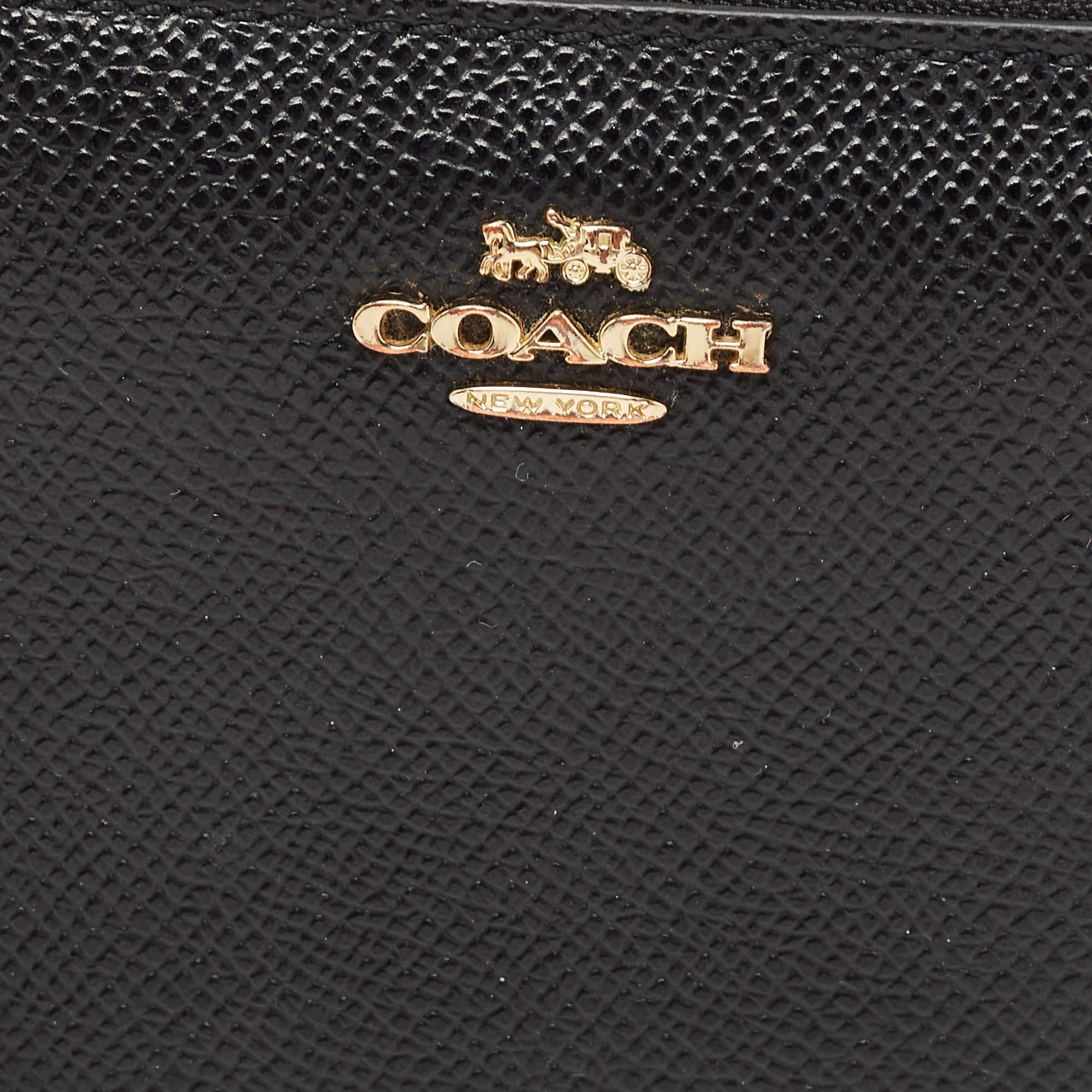 Coach Black Leather Zip Around Purse For Sale 2