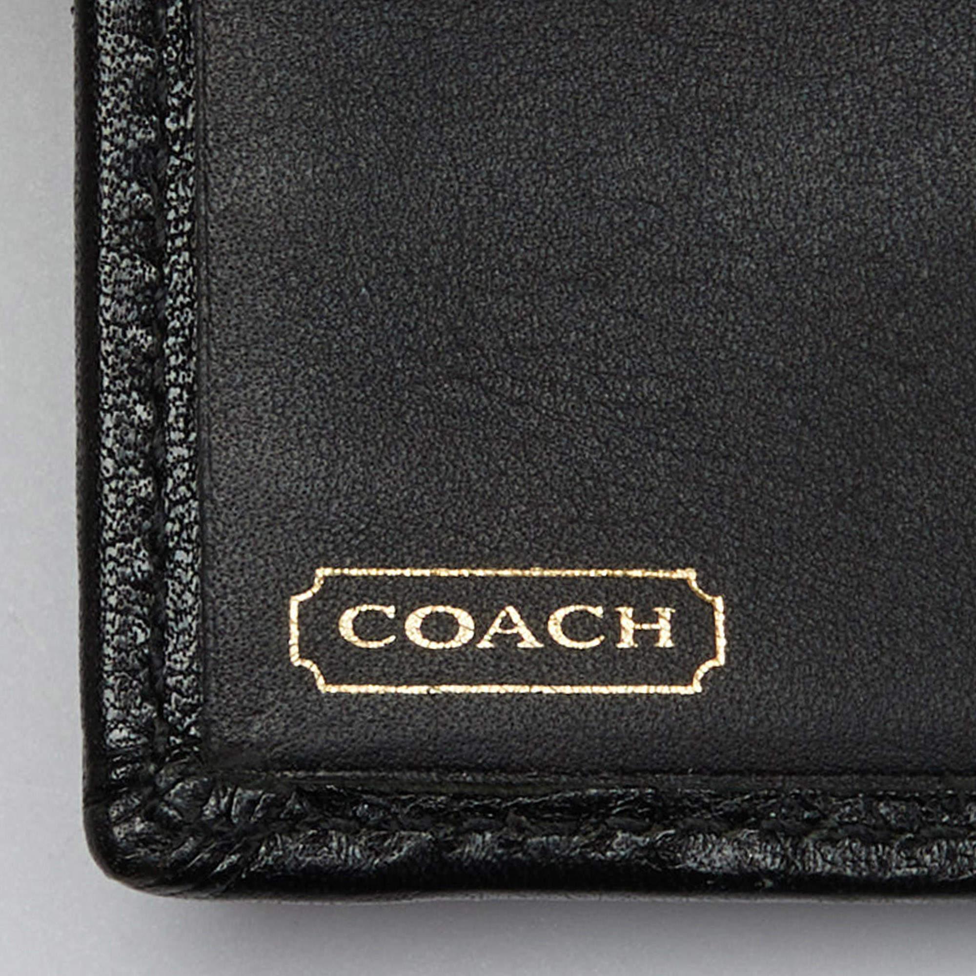 Coach Black Signature Canvas and Leather Continental Wallet For Sale 3