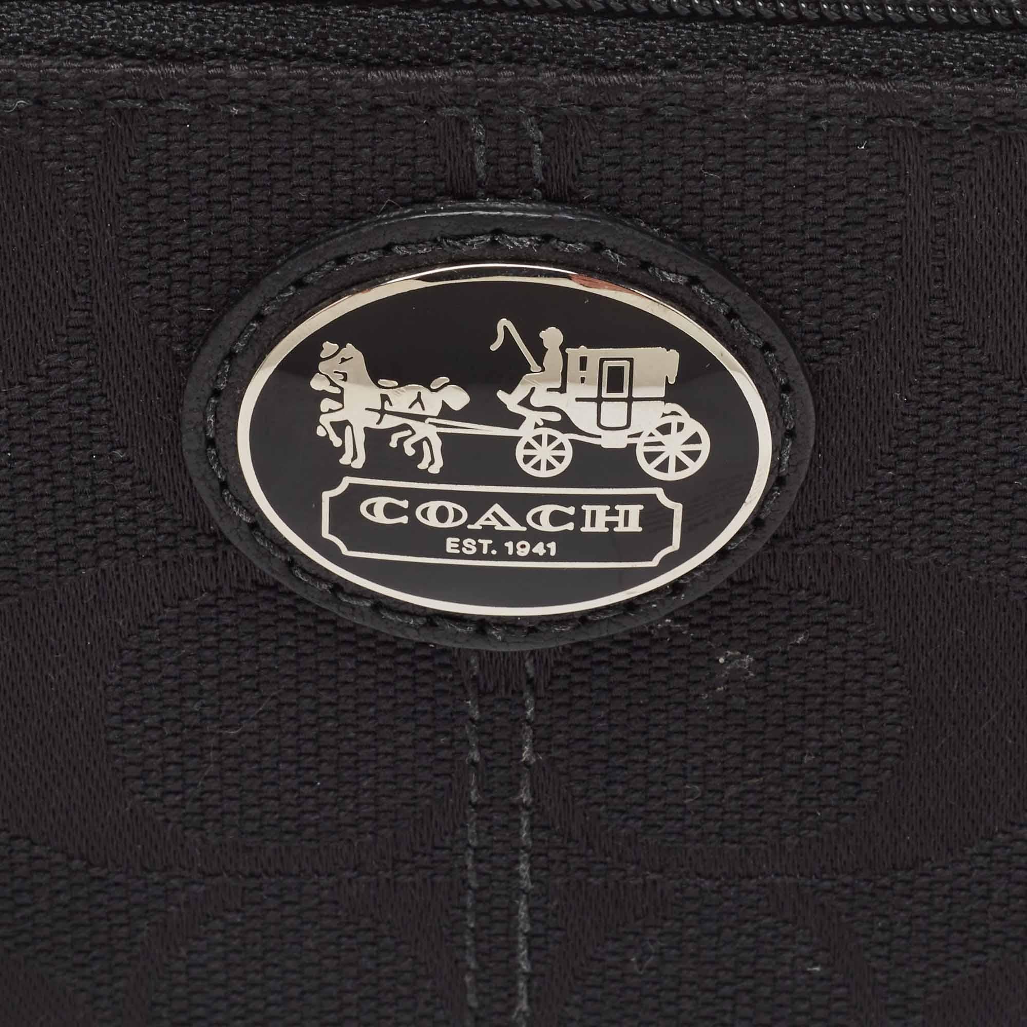 Coach Black Signature Canvas Zip Skinny ID Case For Sale 1