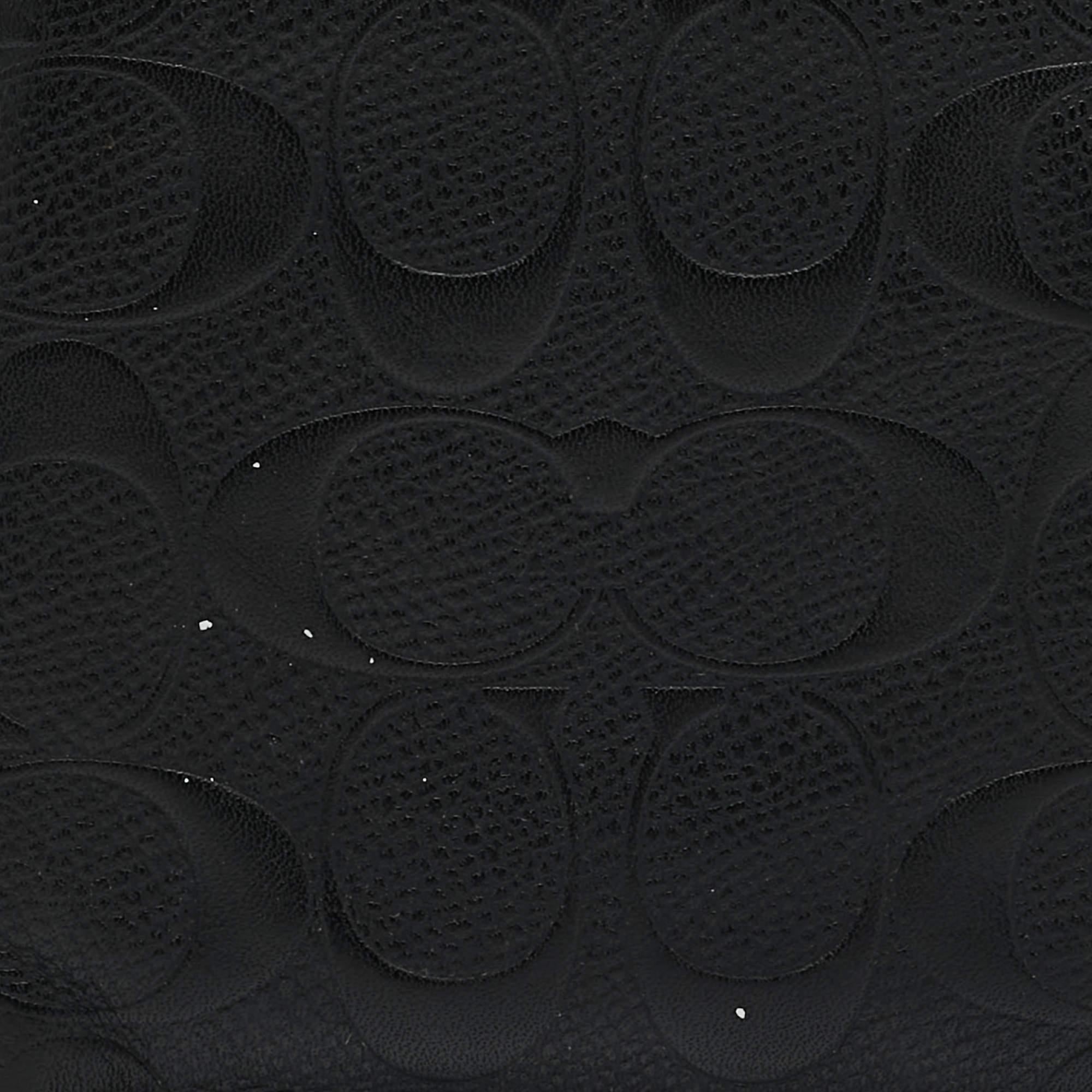 Coach Black Signature Embossed Leather Bifold Wallet For Sale 3