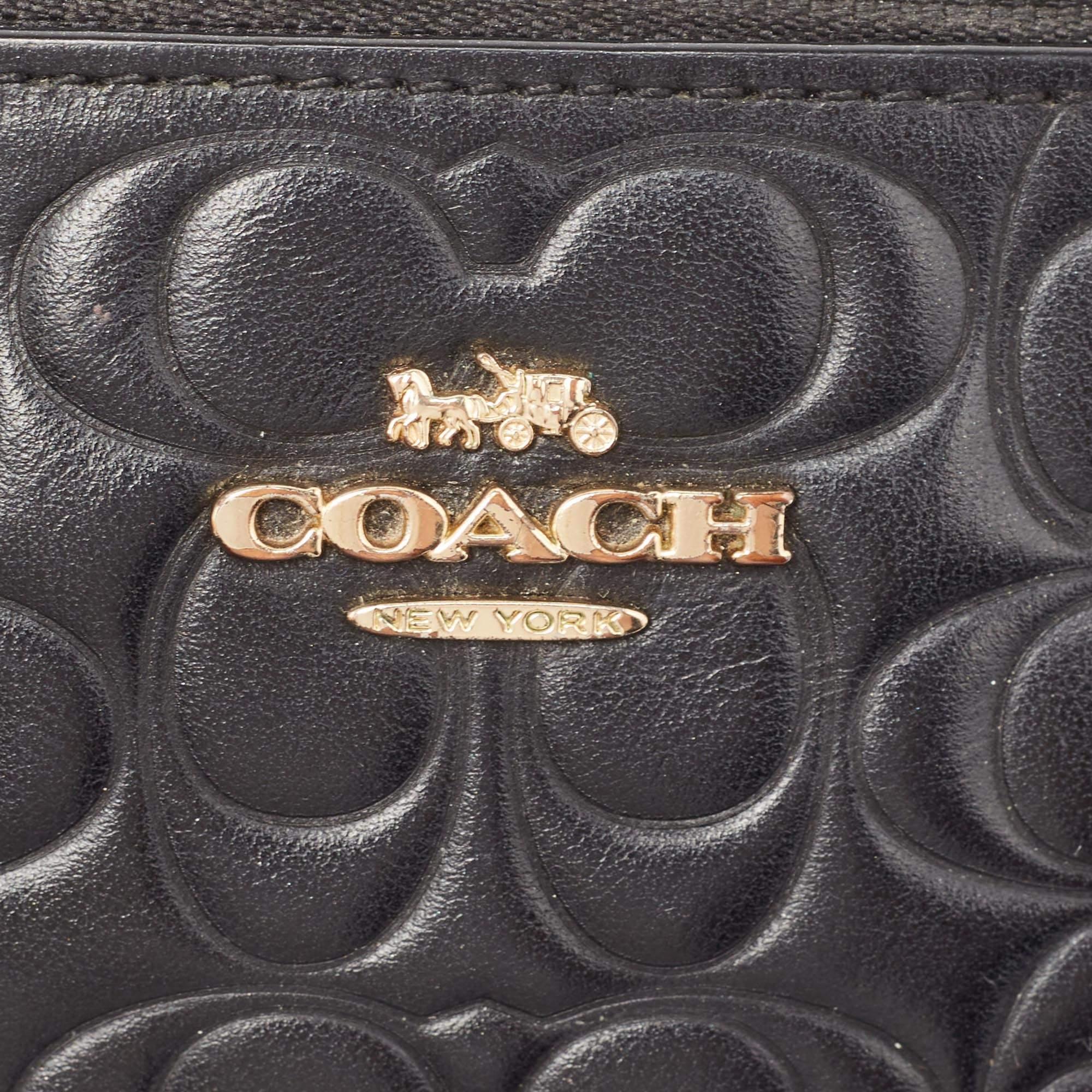 Coach Black Signature Embossed Leather Wristlet Pouch For Sale 1
