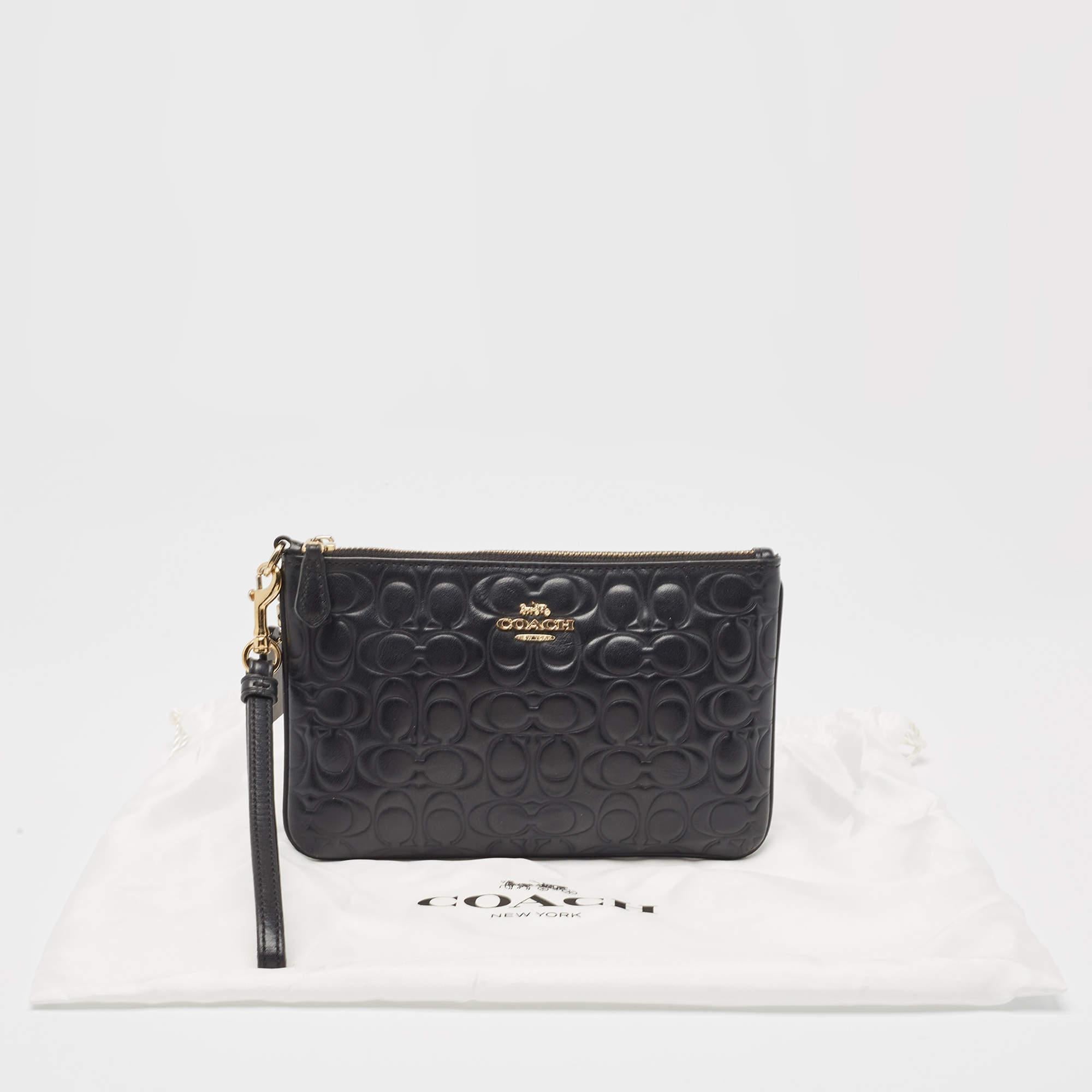 Coach Black Signature Embossed Leather Wristlet Pouch For Sale 2