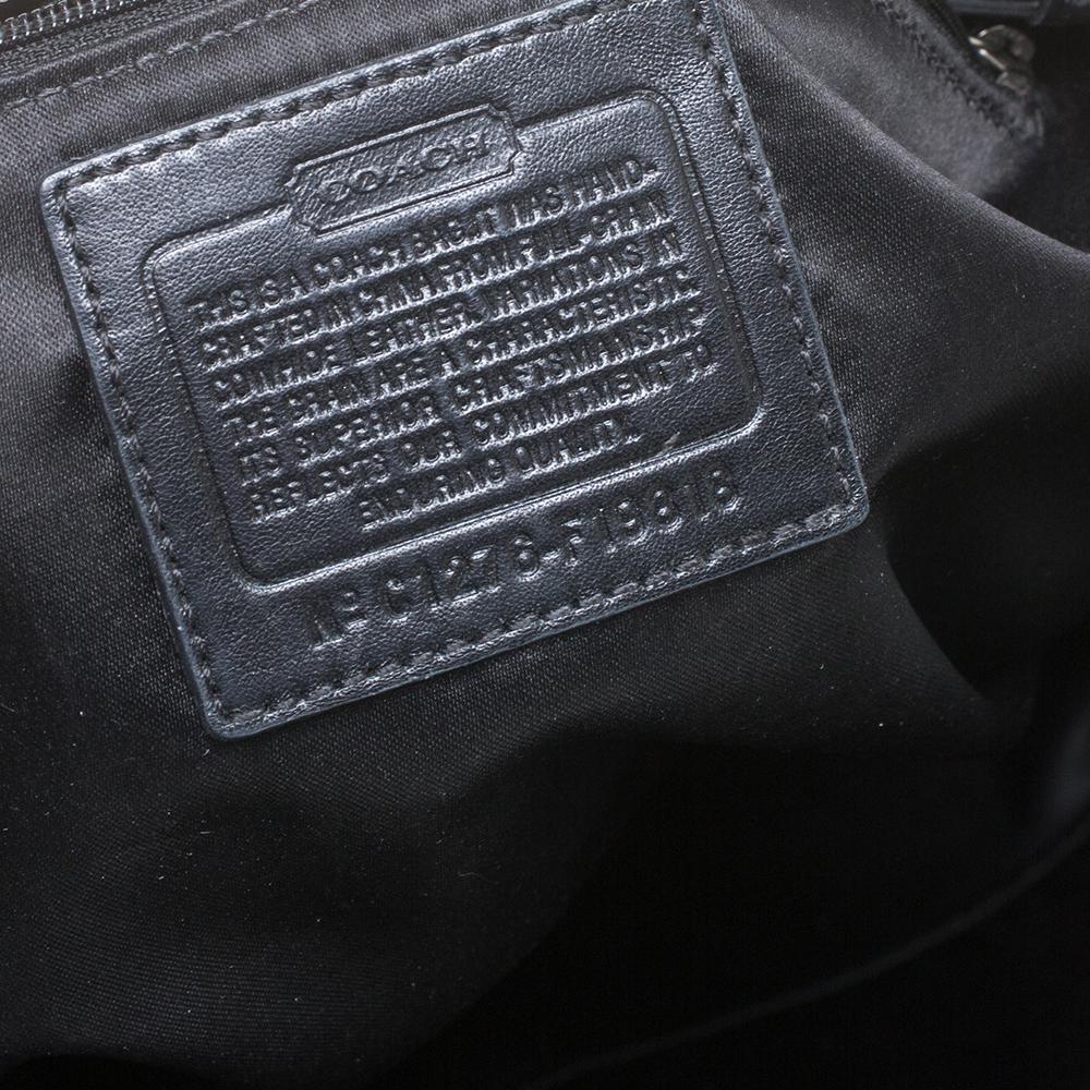Coach Black Signature Embossed Patent Leather Gallery Tote In Good Condition In Dubai, Al Qouz 2