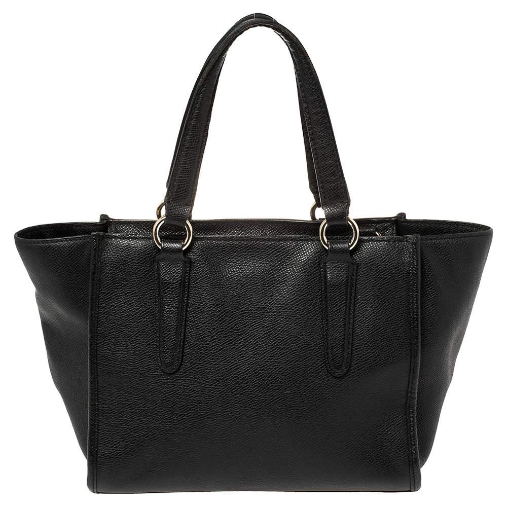 Coach Tote Crosby de piel texturizada negra en Bueno Estado en Dubai, Al Qouz 2