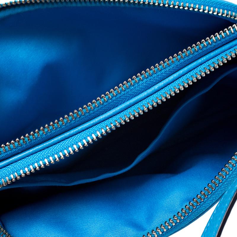 Coach Blue Leather Double Zip Camera Crossbody Bag In Good Condition In Dubai, Al Qouz 2