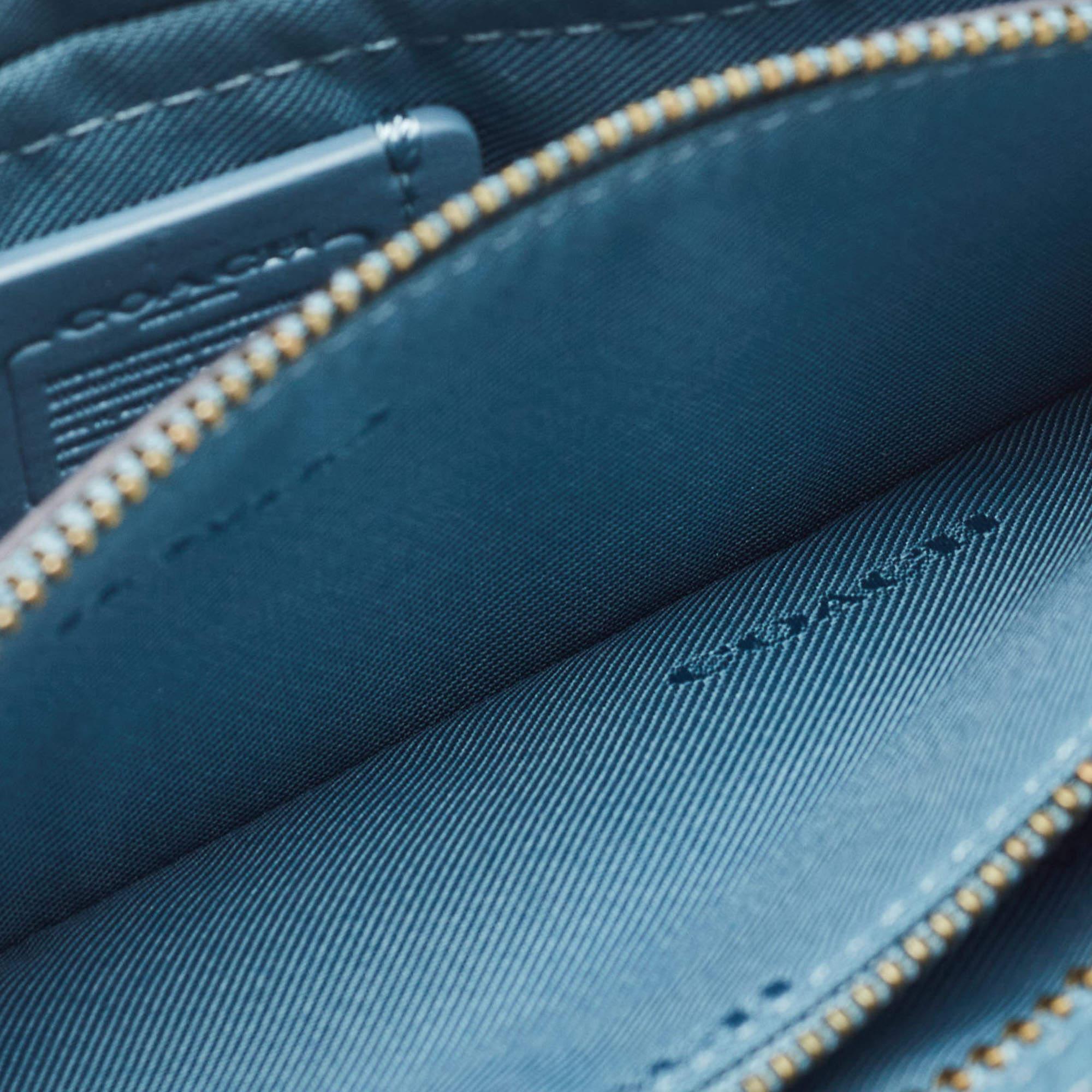 Coach sac à bandoulière Pop Up Noa en cuir bleu en vente 2