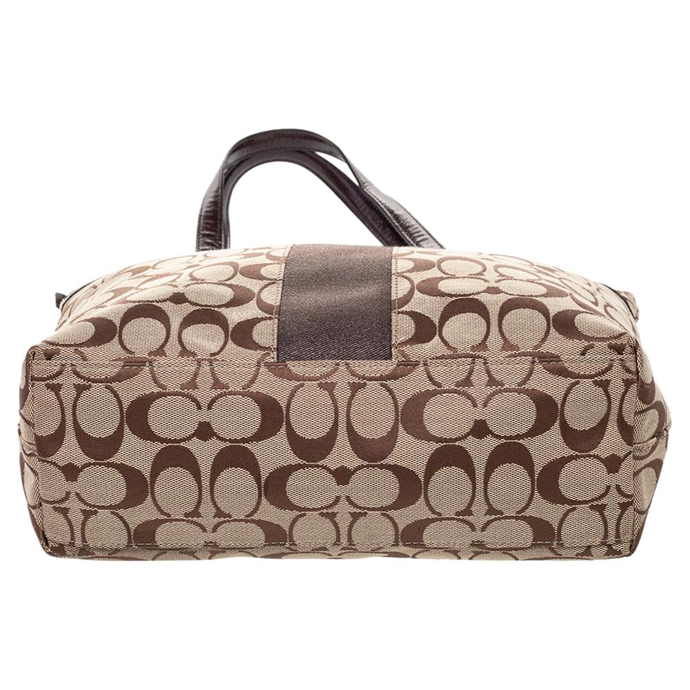 Coach Brown /Beige Canvas And Patent Leather Top Zip Tote In Good Condition In Dubai, Al Qouz 2