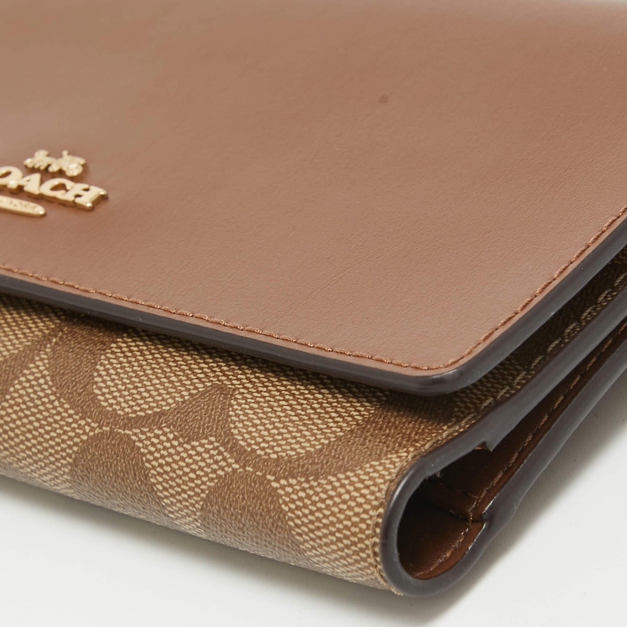 Coach Brown/Beige Signature Coated Canvas and Leather Trifold Long Wallet en vente 1