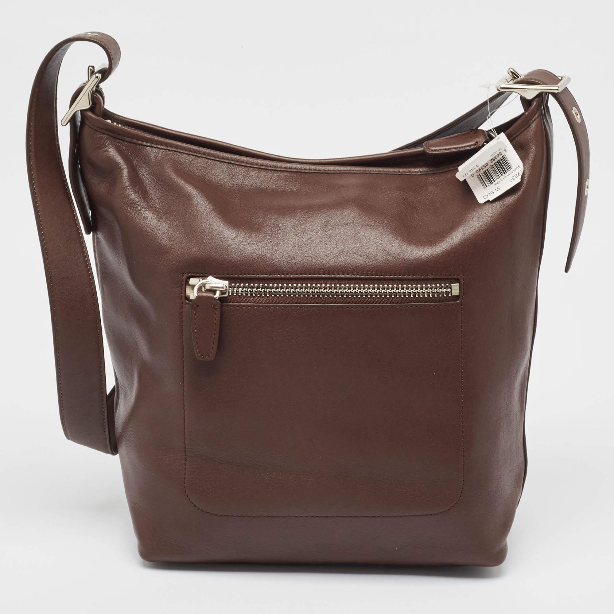 Coach Brown Leather Legacy Tassel Shoulder Bag In Good Condition In Dubai, Al Qouz 2