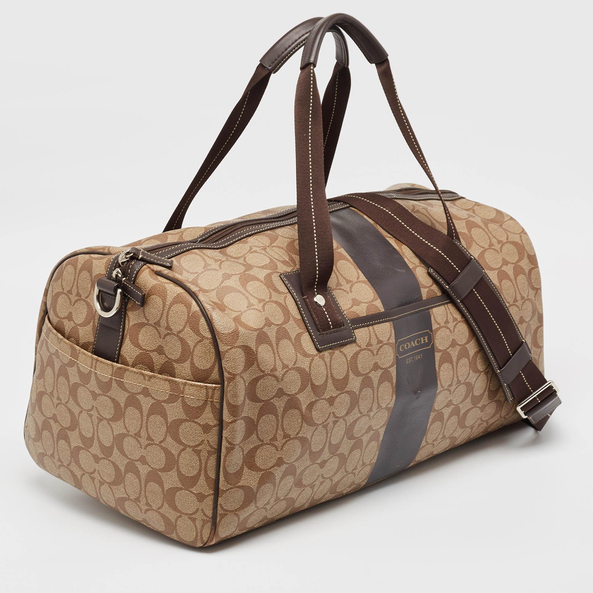 Coach Brown Signature Coated Canvas Heritage Stripe Duffle Bag In Good Condition In Dubai, Al Qouz 2