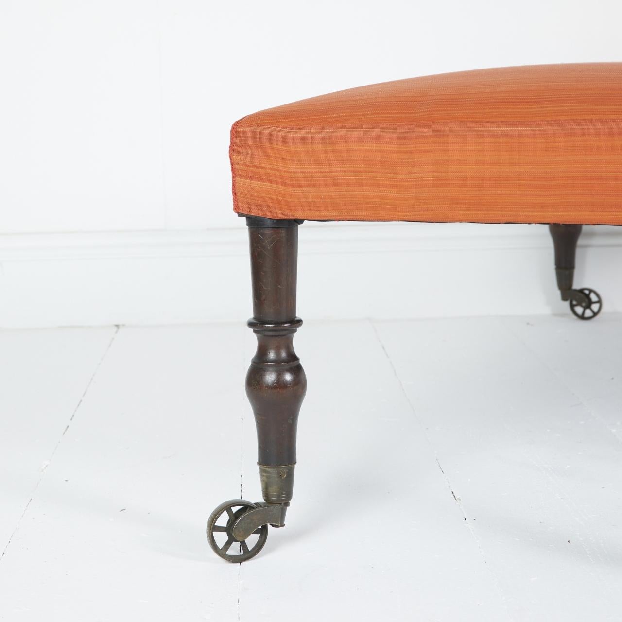 Coach-built stool in orange horsehair with English antique legs For Sale 6