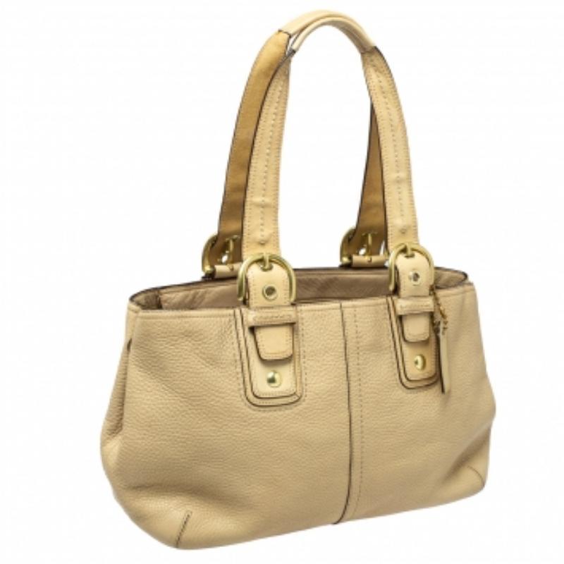 Coach Cream Leather Soho Tote In Good Condition For Sale In Dubai, Al Qouz 2