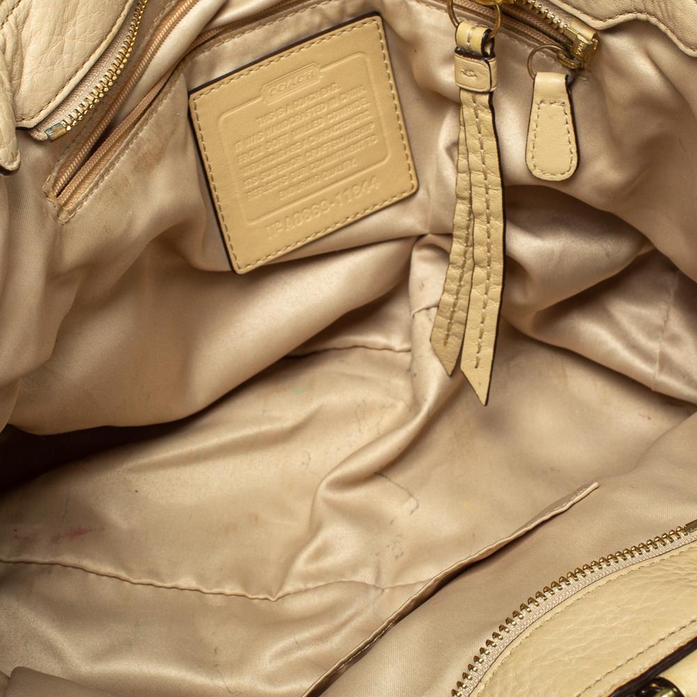 Coach Cream Leather Soho Tote In Good Condition For Sale In Dubai, Al Qouz 2