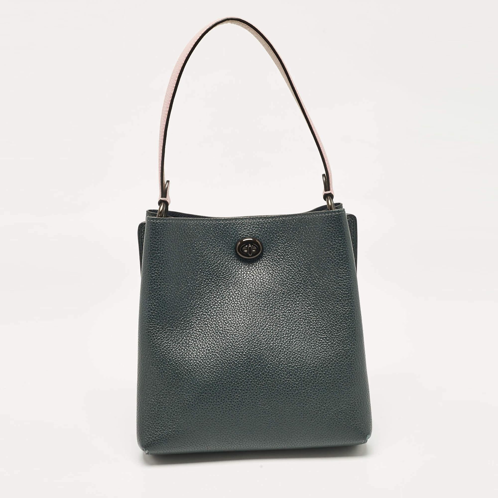 Coach Dark Green Leather Willow Bucket Bag In Good Condition In Dubai, Al Qouz 2