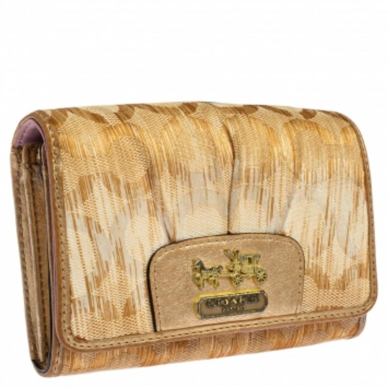 Marrone Portafoglio compatto in tela e pelle Coach Gold Ombre Signature Op Art