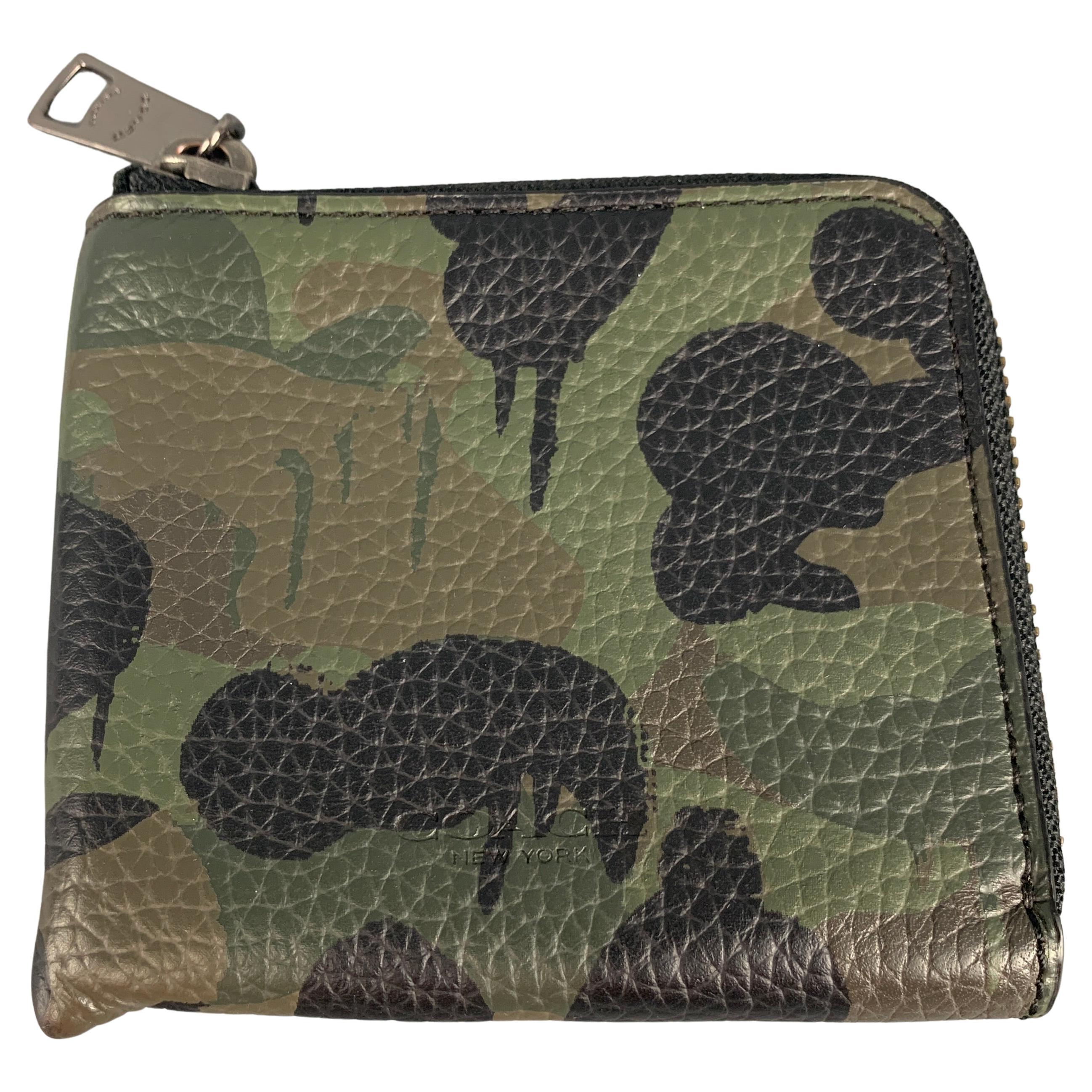 COACH Green Black Camouflage Leather Wallet For Sale at 1stDibs