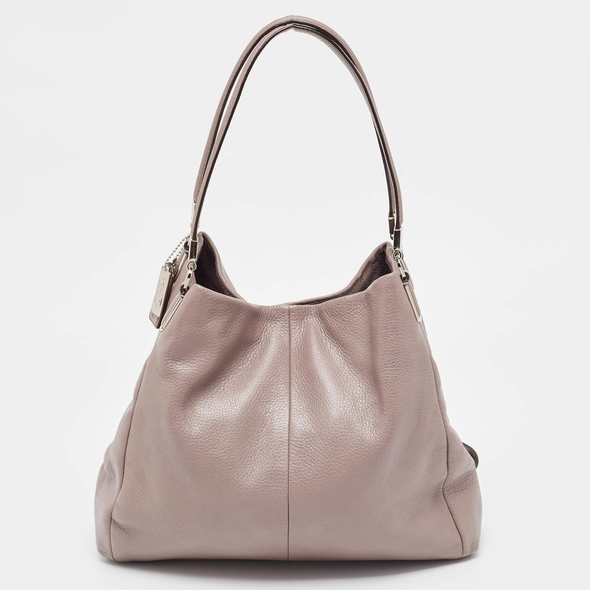 Coach Grey Leather Edie Shoulder Bag In Fair Condition In Dubai, Al Qouz 2
