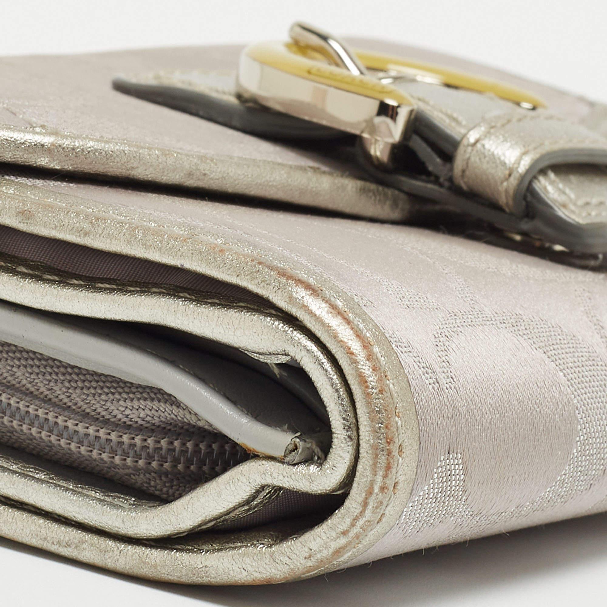Coach Grey Signature Canvas Trifold Wallet For Sale 4