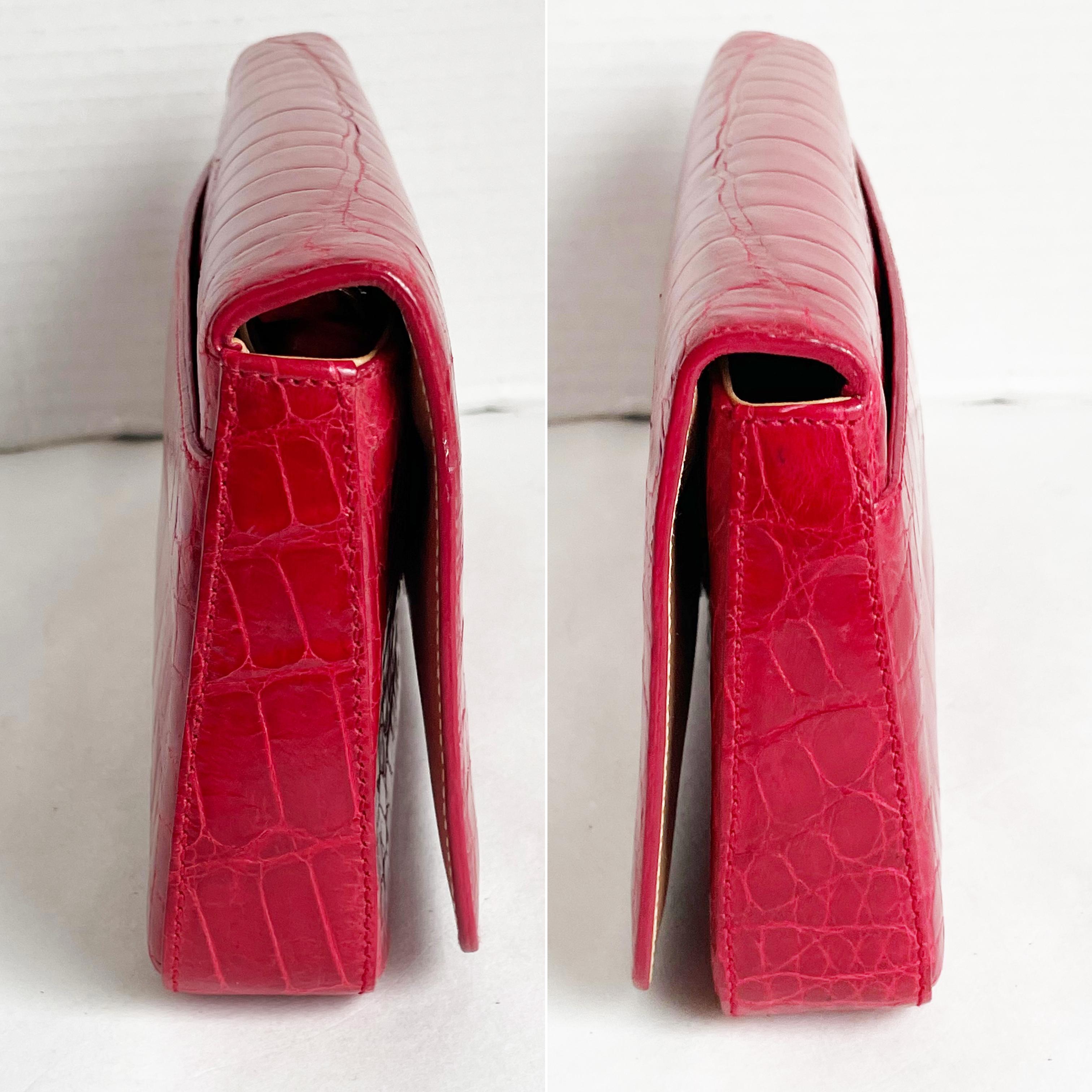 Coach Large Clutch Bag #8389 Italy Limited Edition Red Exotic Alligator HTF Rare For Sale 3
