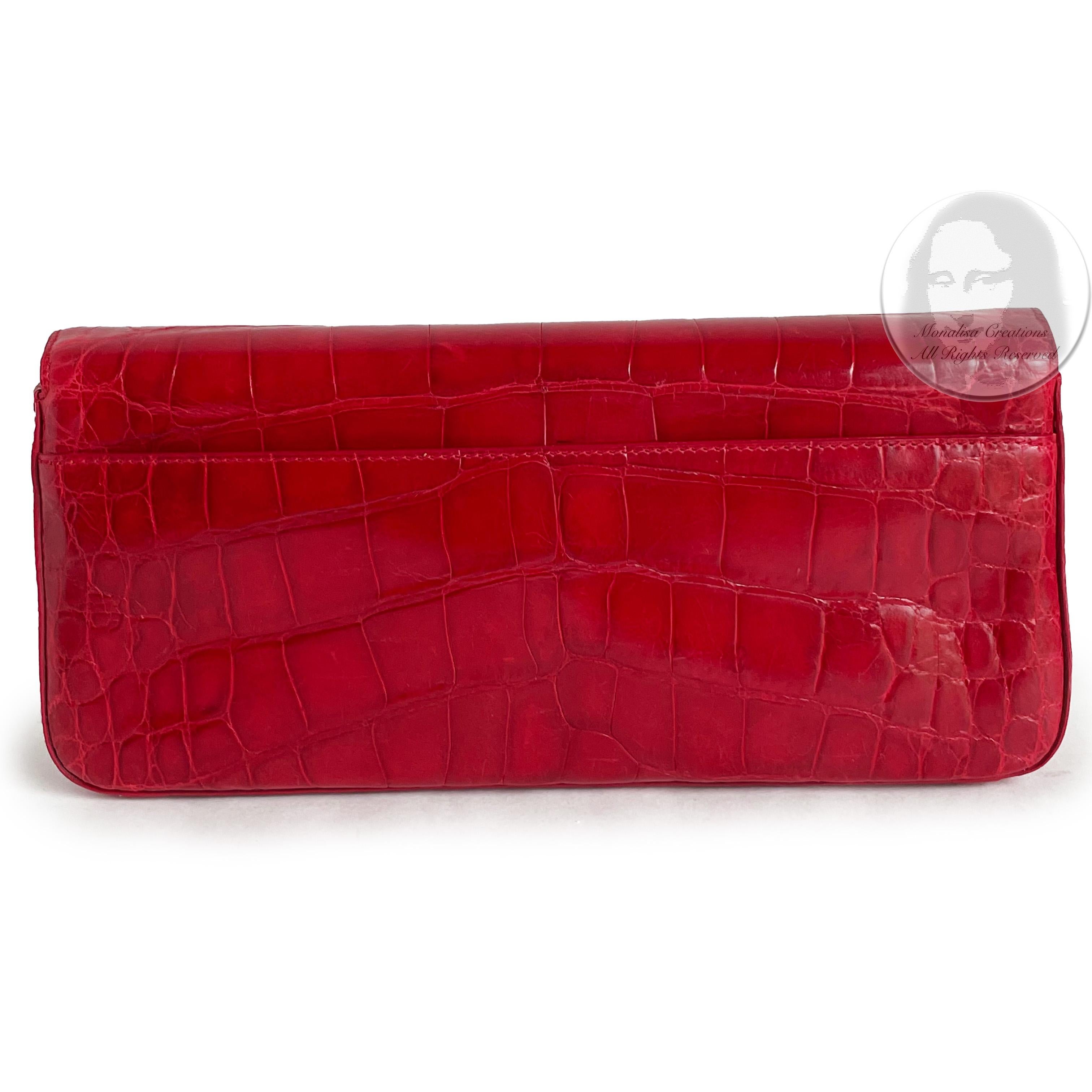 Coach Large Clutch Bag #8389 Italy Limited Edition Red Exotic Alligator HTF Rare For Sale 4