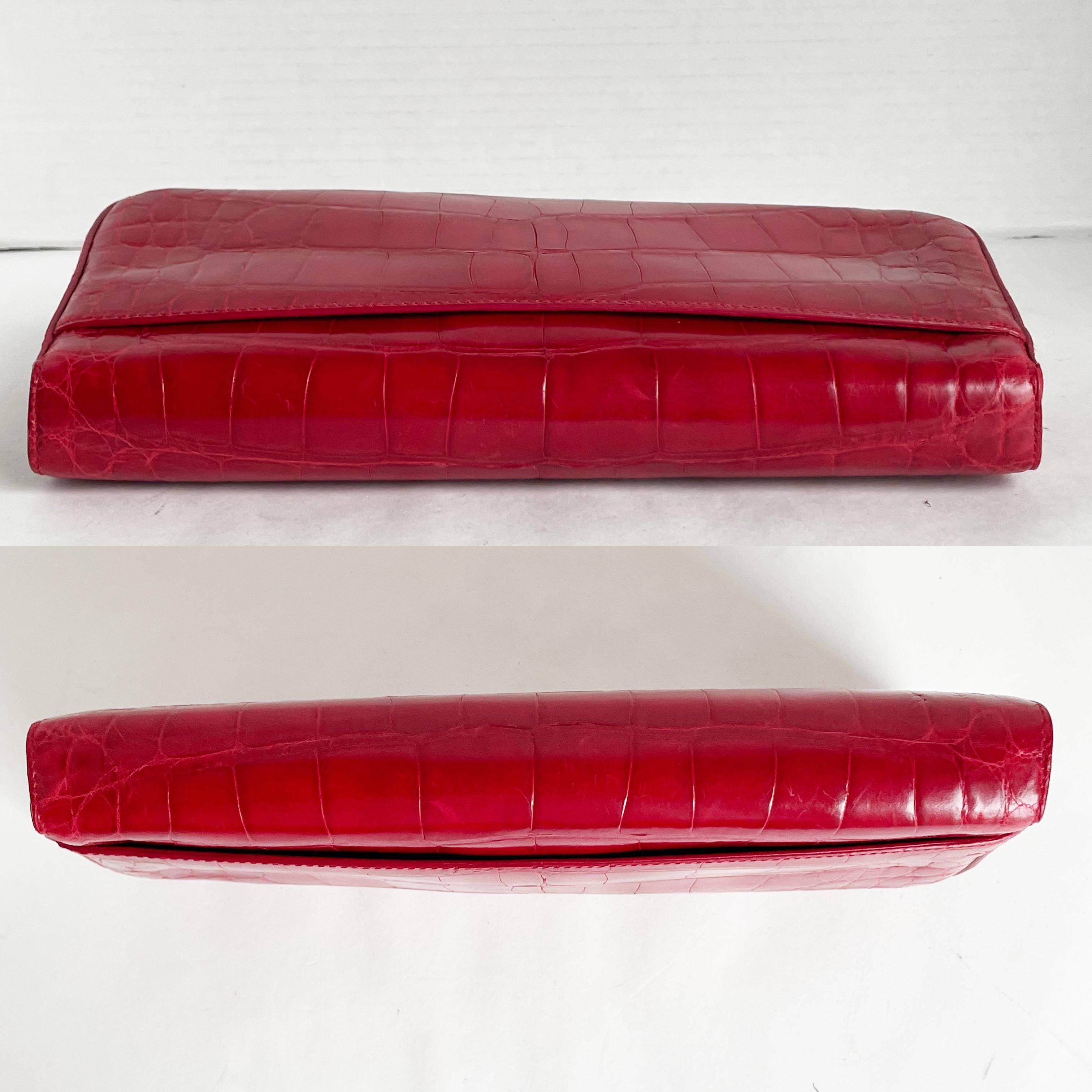 Coach Large Clutch Bag #8389 Italy Limited Edition Red Exotic Alligator HTF Rare For Sale 5