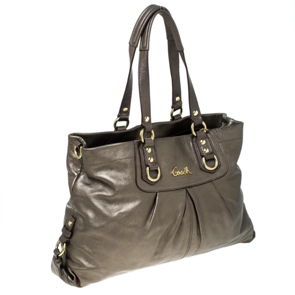 Coach Metallic Olive Green Leather Ashely Satchel In Good Condition In Dubai, Al Qouz 2