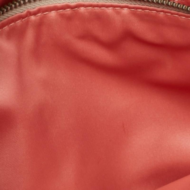 Coach Metallic Silver/Black Python Embossed Leather Flap Clutch (Pochette à rabat en cuir gaufré) en vente 1