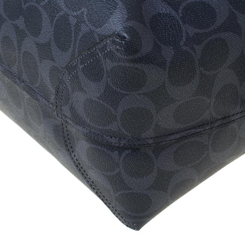 Black Coach Midnight Blue Signature Coated Canvas Reversible City Tote For Sale