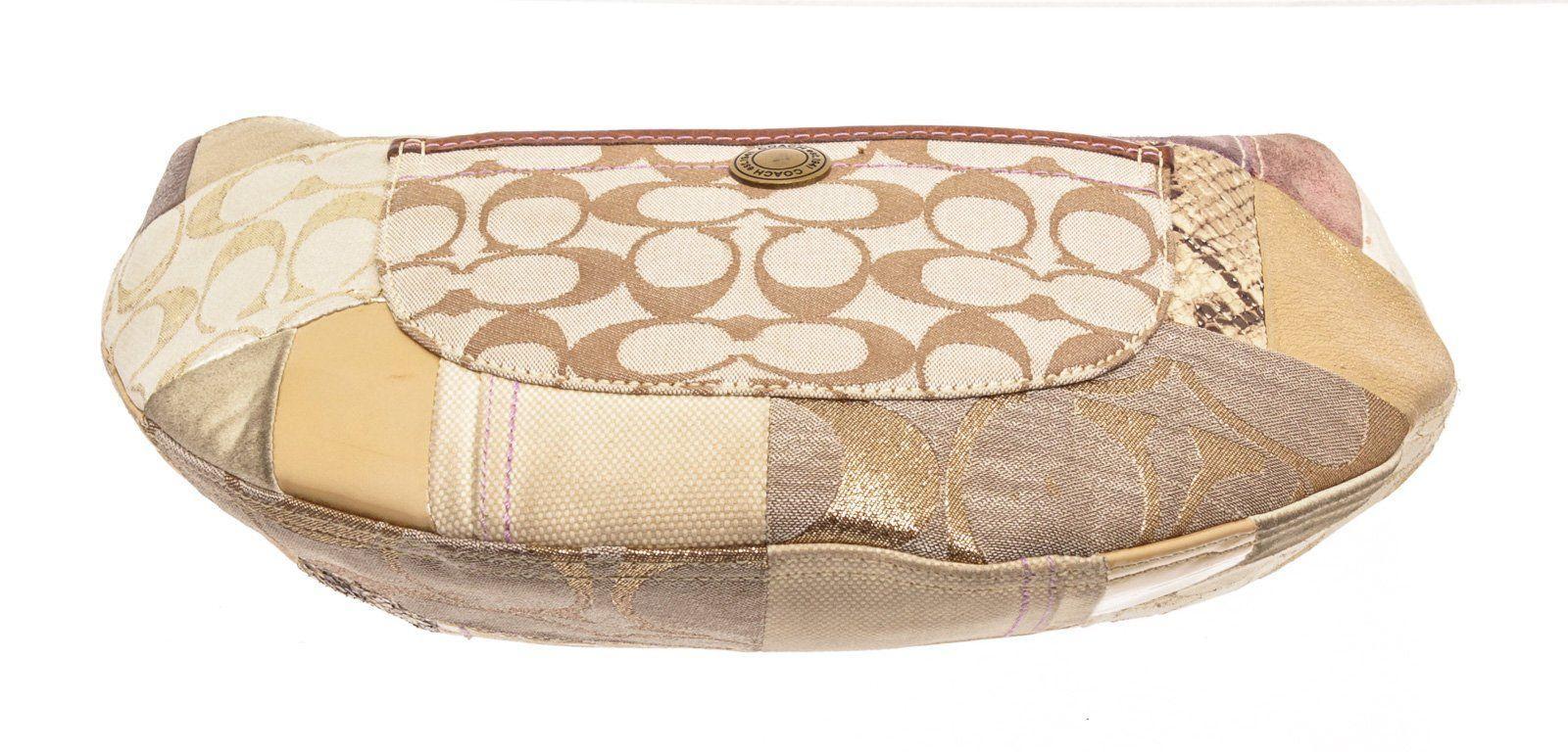 Coach Mehrfarbige Patchwork-Schultertasche aus Segeltuch und Leder im Zustand „Hervorragend“ im Angebot in Irvine, CA