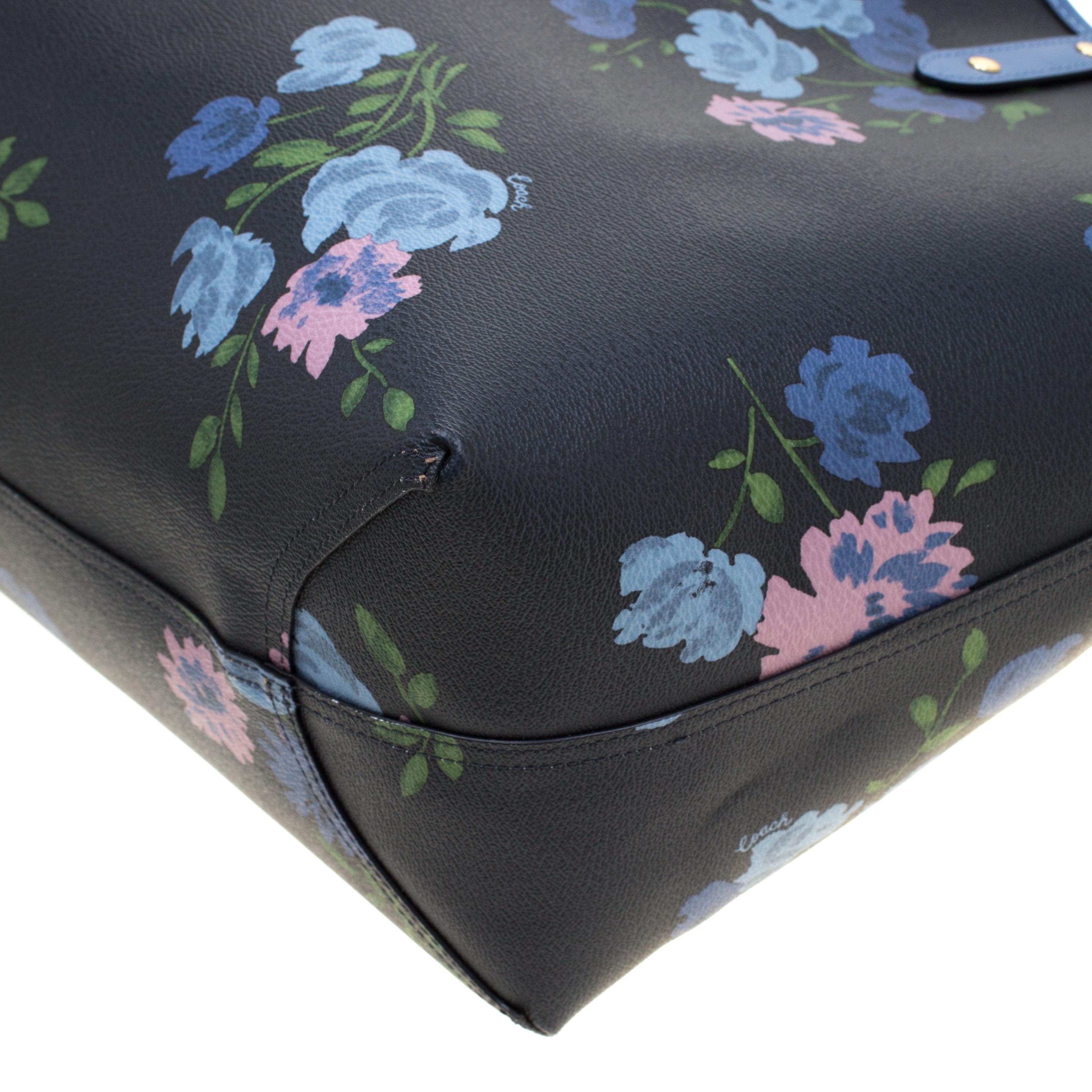Women's Coach Navy Blue/Beige Floral Print And Signature Coated Canvas Reversible City T