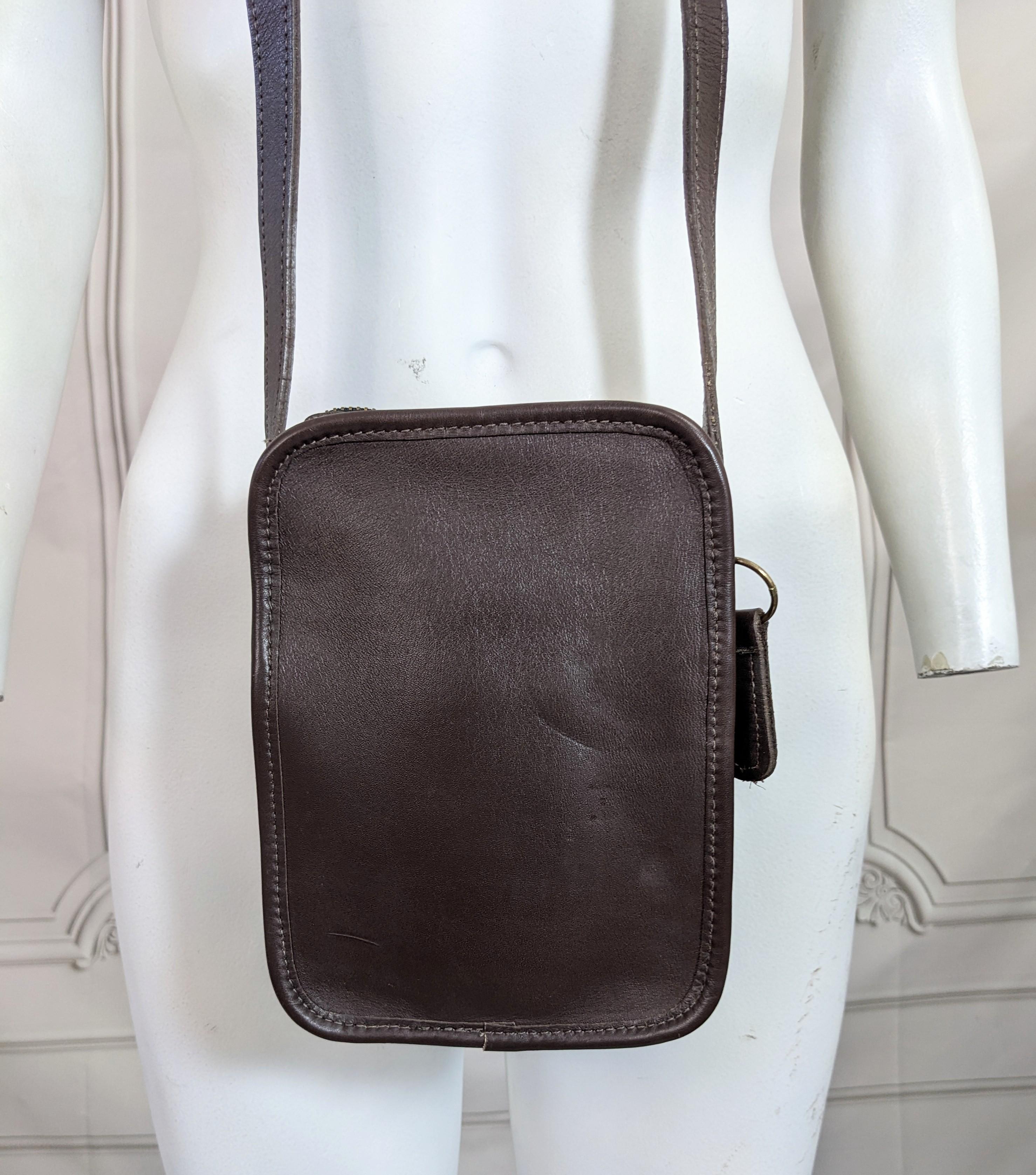 Mini Crossbody North South di Coach in vendita 1