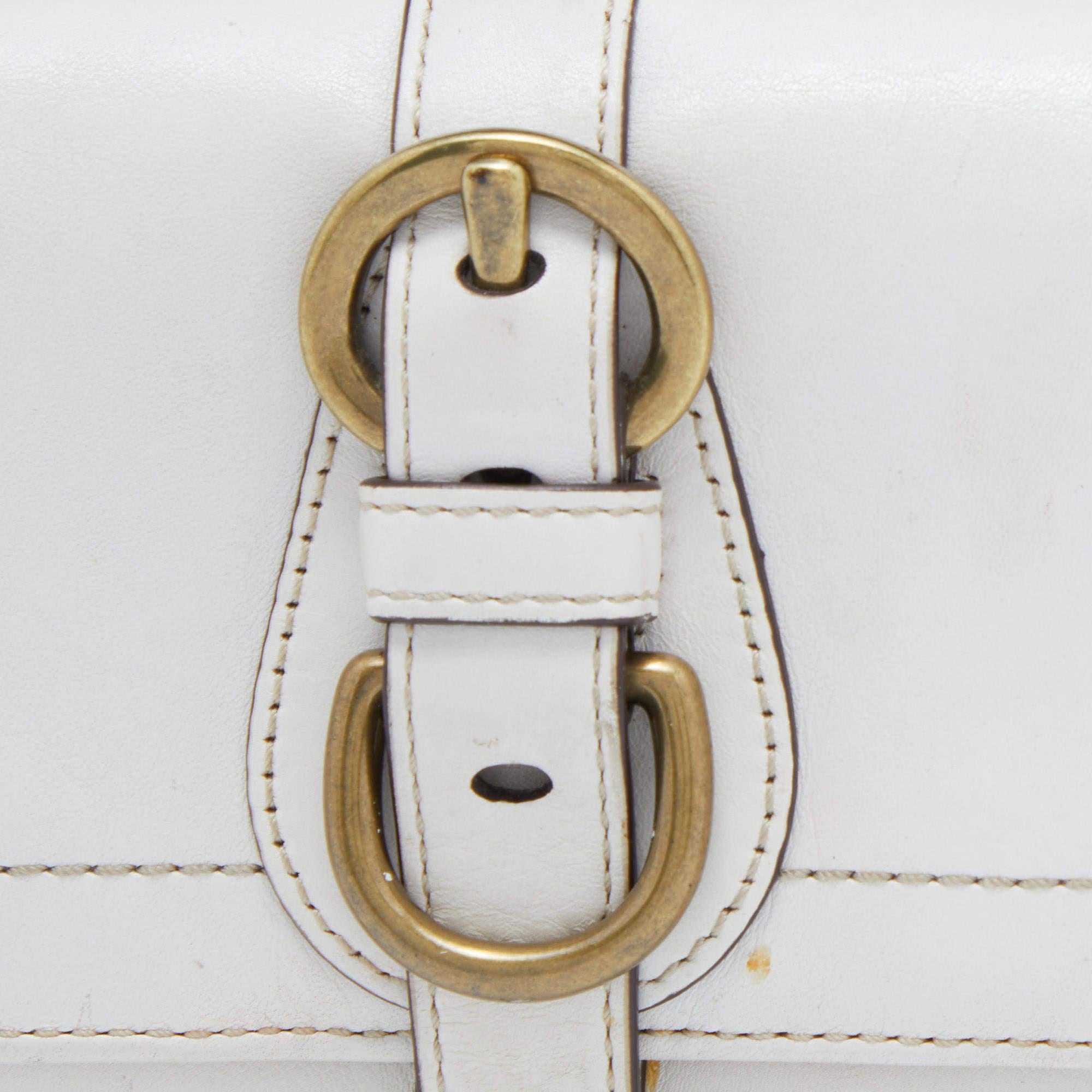 Women's Coach Off White Leather Compact Wallet For Sale
