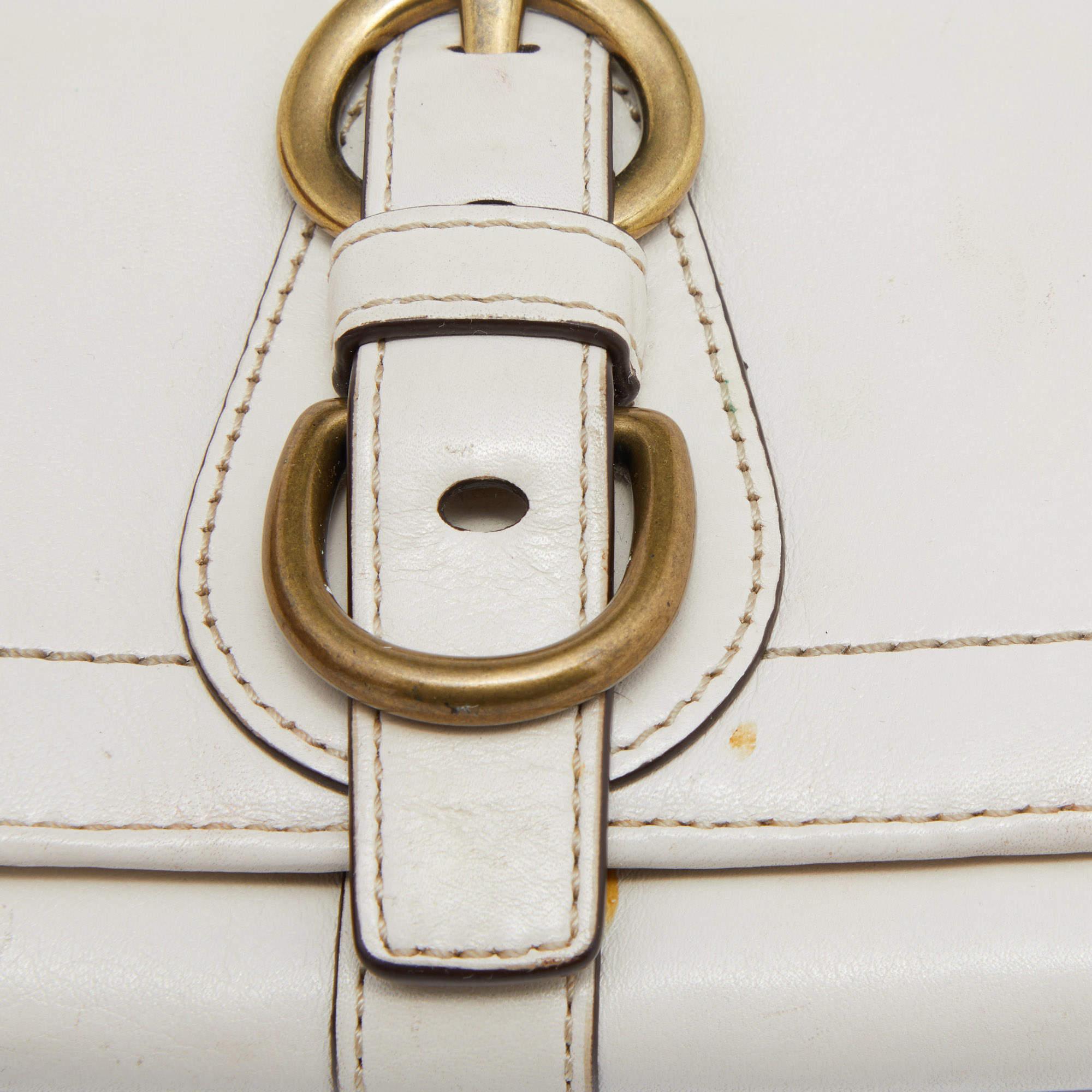 Coach Off White Leather Compact Wallet For Sale 1