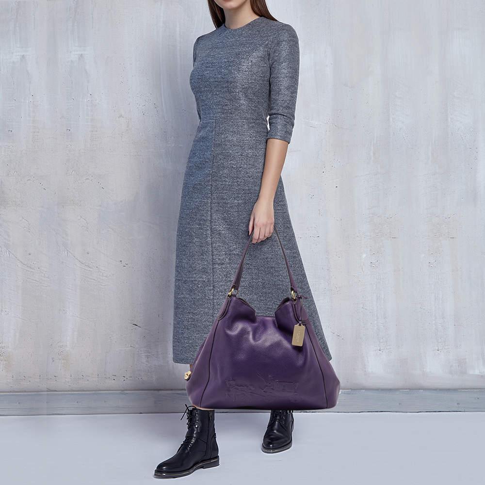 Designer bags are ideal companions for ample occasions Here we have a fashion meets functionality piece crafted with precision. It has been equipped with a well sized interior that can easily fit all your essentials.