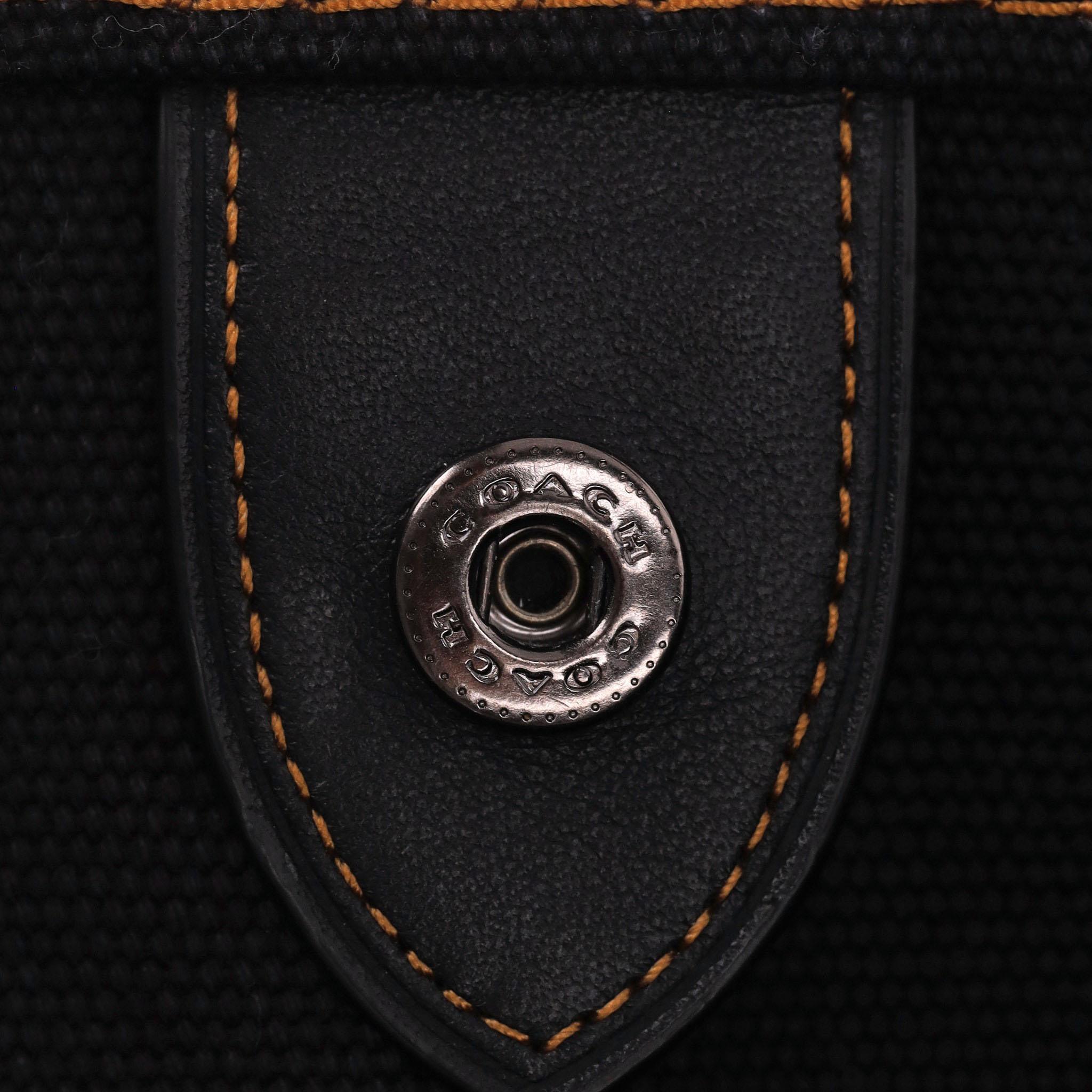 Coach Pyramid Eye Canvas Tote Bag For Sale 4