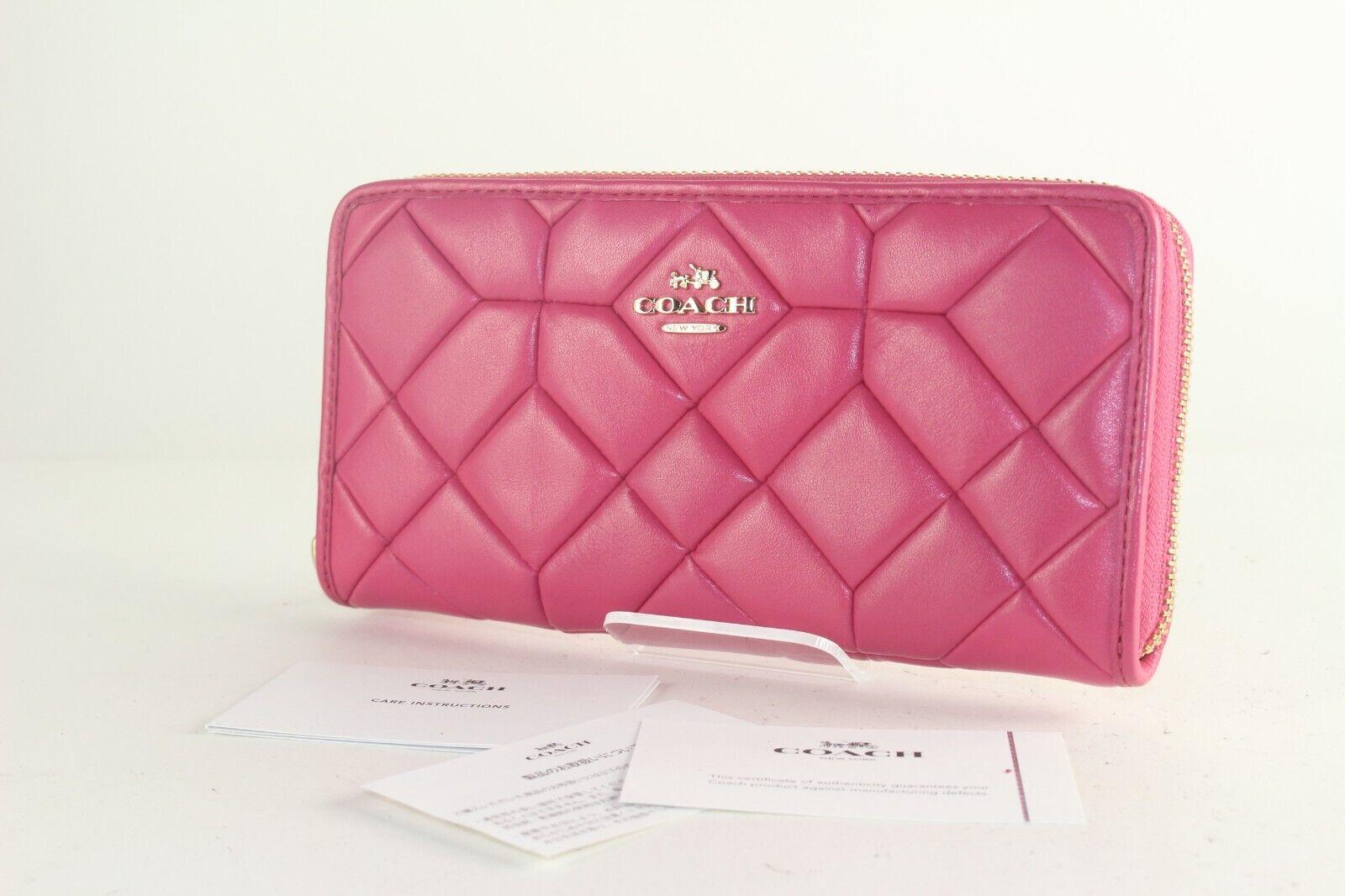 COACH Quilted Pink Zipp Wallet 1CO726K For Sale 8