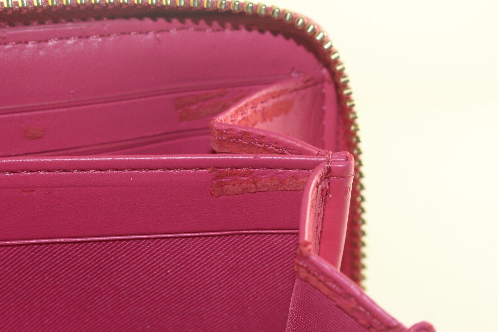 COACH Quilted Pink Zipp Wallet 1CO726K For Sale 4