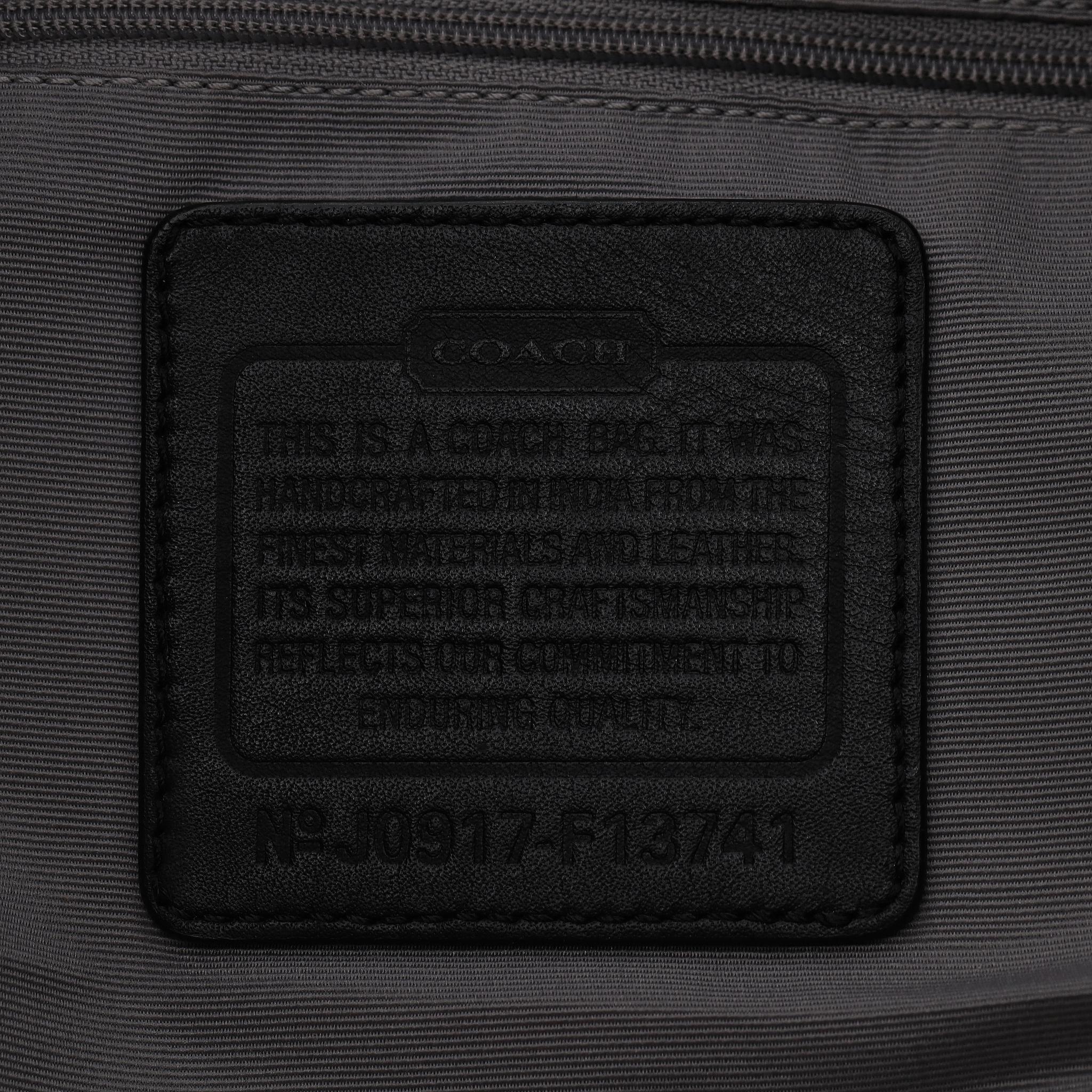 Sac hobo Coach Soho Monogram Jacquard en vente 3