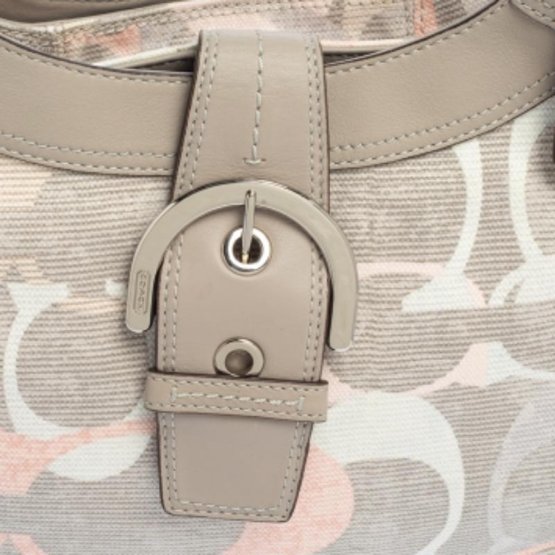 Coach Tri Color Signature Fabric and Leather Hobo For Sale 4