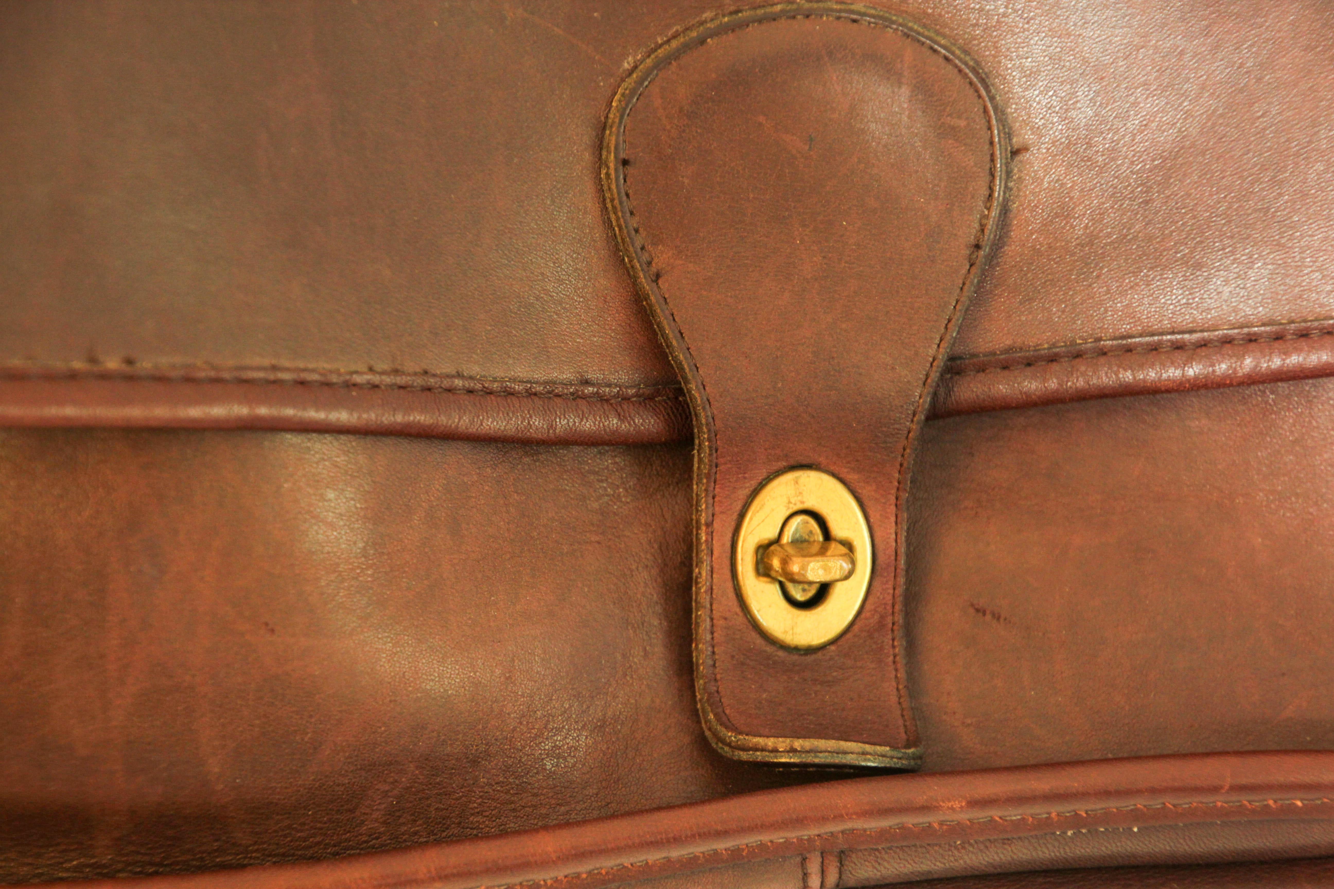 Coach Vintage Brown Leder Messenger Aktentasche Satchel Made in USA 1970er Jahre im Zustand „Gut“ im Angebot in North Hollywood, CA