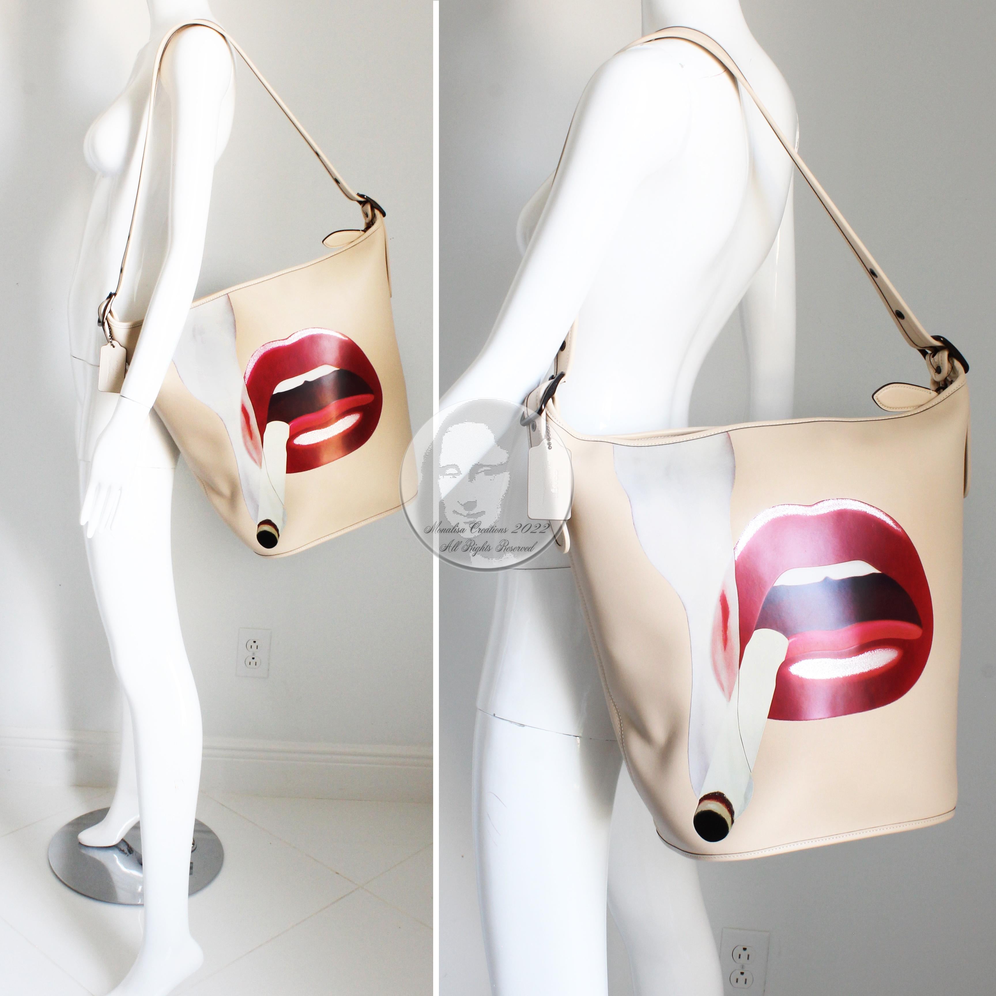 coach lips purse