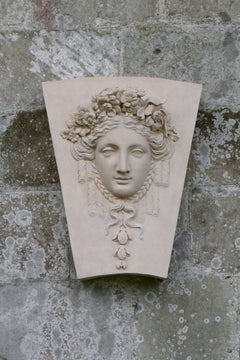 Coade-Stein Dekorative Schlüsselstein-Blume mit weiblichem Kopf im klassischen Stil 