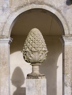 'Coade' Stone Decorative Garden Pineapple Finial in Classical Style (18th c)