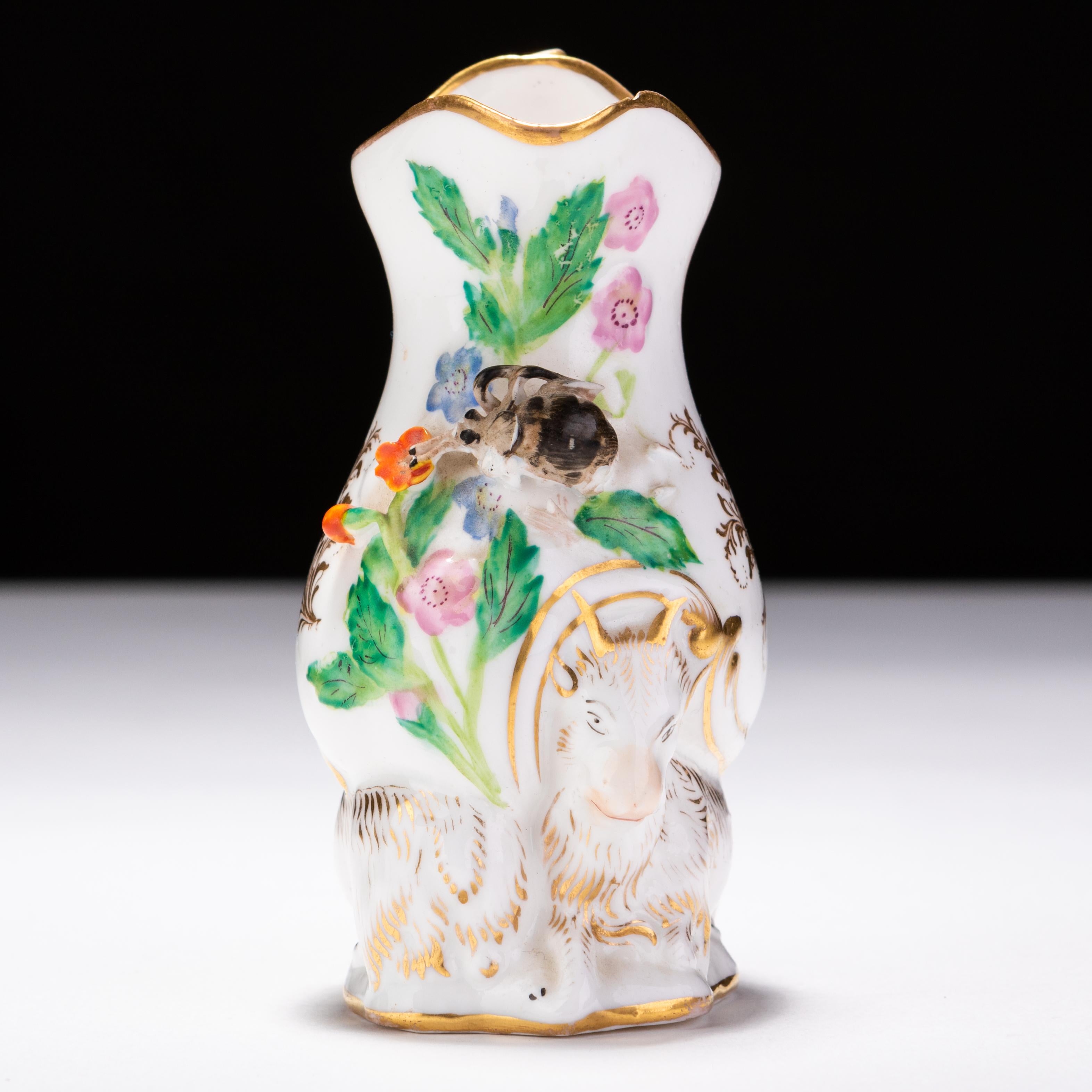 XVIIIe siècle et antérieur Pichet à chèvre en porcelaine de Coalbrookdale du 18ème siècle Jug